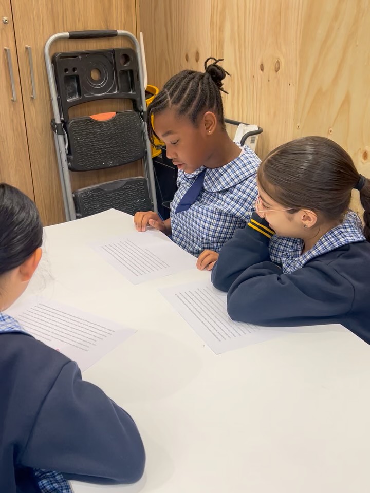 📚 Building Fluent Readers in Year 5/6
This term, Year 5/6 students have been developing the skills of a fluent reader. A fluent reader is someone who reads smoothly, at an appropriate pace, with expression, and uses punctuation to guide meaning—bringing the text to life for the listener.
Students have been working in fluency pairs, practising passages from the class novel War Horse. During these sessions, they take turns reading aloud and supporting one another by giving thoughtful feedback on pace, use of punctuation, and tone of voice.
It has been wonderful to see students growing in confidence and helping each other improve their reading skills. They should be very proud of their effort and teamwork! 🌟