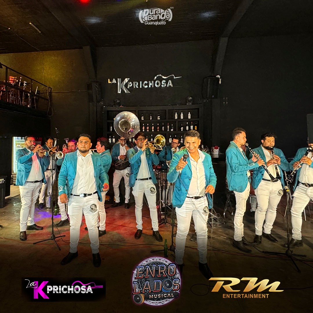 ¡Qué gran noche vivimos en la Kprichosa! 🔥🎶
Queremos agradecer de corazón a Banda Sucuzú por su increíble energía y talento, y a nuestro invitado especial Alex Tavares “El Catrín” por acompañarnos y ponerle ese toque único al programa. 🙌
#Enrolados #LaKprichosa #RVMEntertainment #MúsicaEnVivo #bandasucuzú