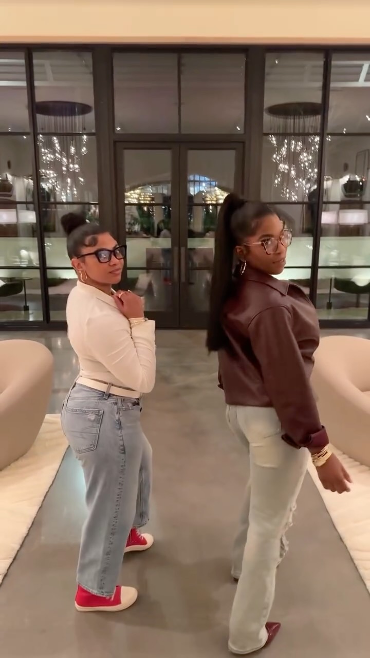 The time is almost here… ⏳✨
Come see your favorite models hit the stage 🔥
Tickets are LIMITED — secure yours now while they’re still available.
Once they’re gone… they’re GONE. 🎟️🚨
Don’t wait until it’s sold out.
#TDAModels #FashionExperience #GetYourTickets