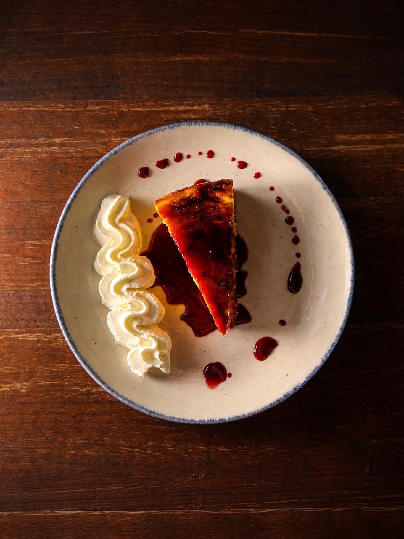 Nuestra tarta de queso no se explica, se prueba.🍰
#madridfoodies #cheesecake #postres #restaurantemadrid #gastronomia