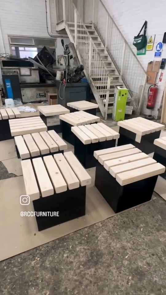 This custom design we made for an outdoor seating area 👌
.
.
.
.
#rccfurniture #bespokefurniture #sheffield #carpentry