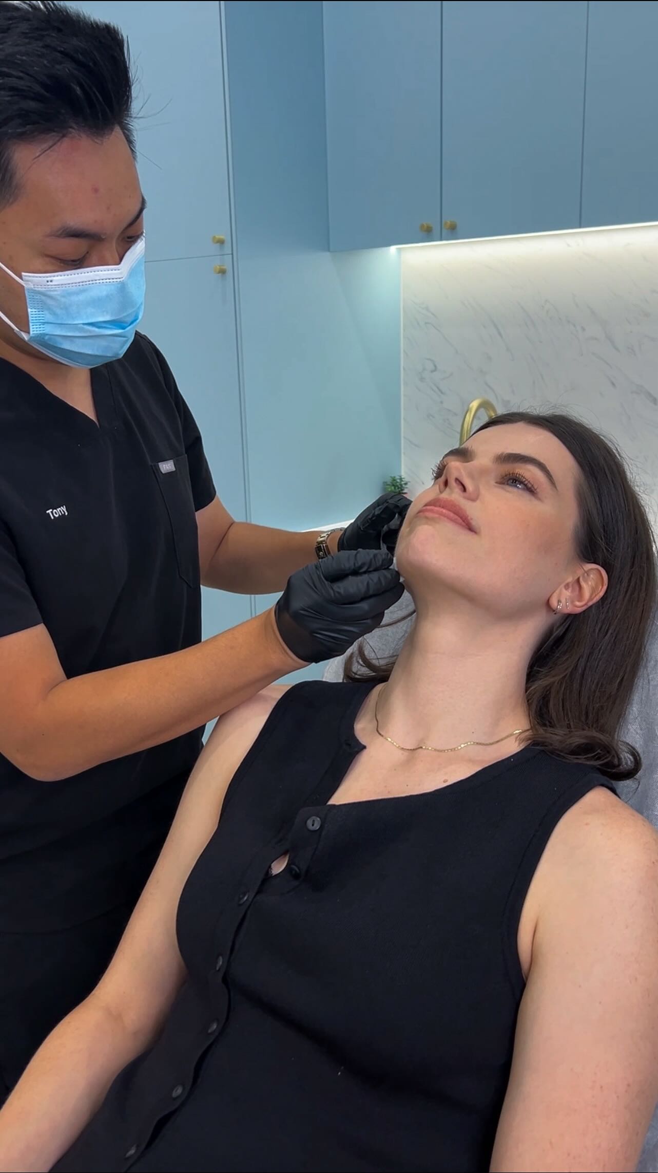 I grind my teeth so hard it wakes up my husband…
I’ve cracked a tooth, lost a filling and often wake up with jaw and teeth pain, even though I wear a mouth guard.
So come try masseter botox with me for the first time and see if this might finally give my jaw a break 😬
#teethgrinding #bruxism #masseterbotox #jawpain