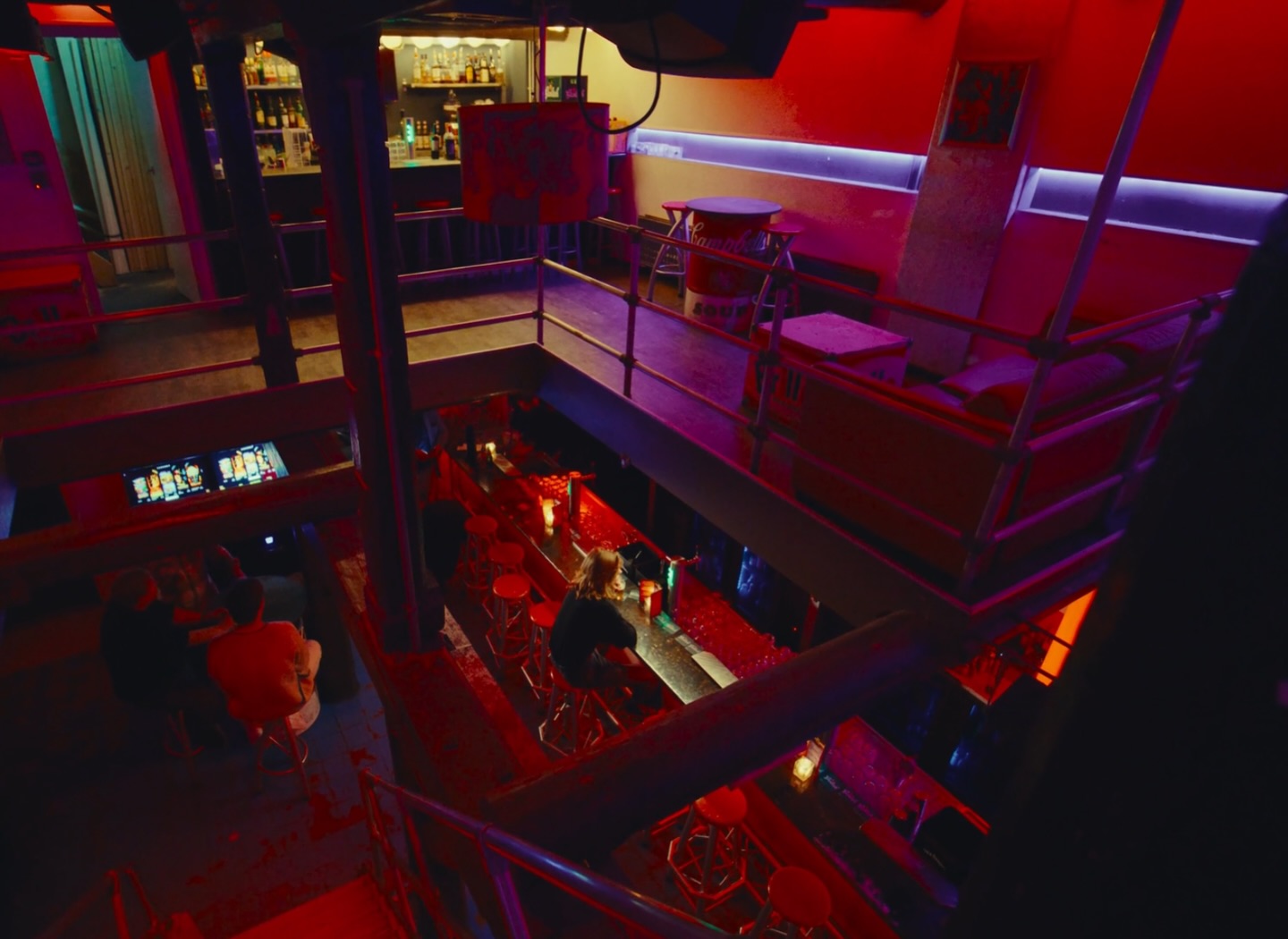 Waar Het Begint!
Was a project where I felt connected from day one.
Full video at @jamrlivemusic
Location :@warholgroningen
Concept @huubkuiper
Talent @wearethevices
Gaffer: @_mikeydejong_
Podium footage: @filmable.nl