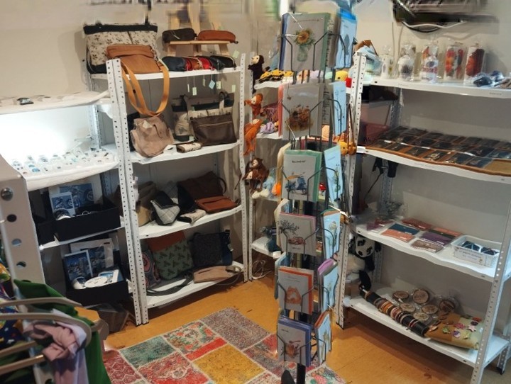 WATCH THIS SPACE
With September already here, there are lots of great things going on here at Le Hibou Chic.
Our artisan offering is nearly complete with over 12 great artisans. You can come in and see some of the great work, plus a new artisan area is being added to our website. Each week we will be highlighting one of our artisans.
Watch out for a very special announcement this week that we have kept under wraps, we can't wait to share......