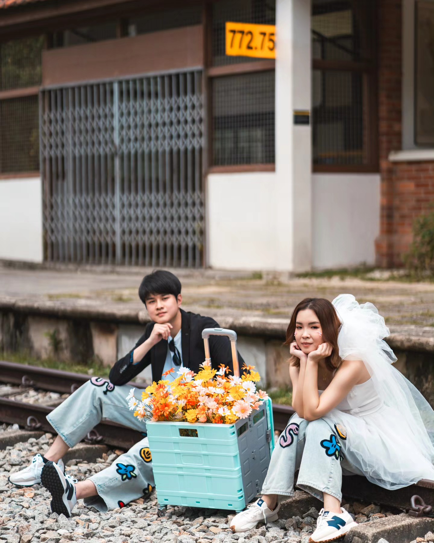 Two crazy souls, chasing dreams and turning ‘once upon a time’ into life. From laughter to love, our fairytale’s just getting started.
#belovedstories #chasinglight #bridestory #sgbrides #herworldbrides #featurepalette #weddinginspiration #singaporebrides #singaporeweddingphotography #sgphotographer #inlovewithlovely #thewildbride #weddingscoop #brideandbreakfast #weddingsparrow #theknot #weddingwire #sony #preweddingsingapore #photobugcommunity #theweddinglegends #oncewed #magnoliarouge #equariusphotography