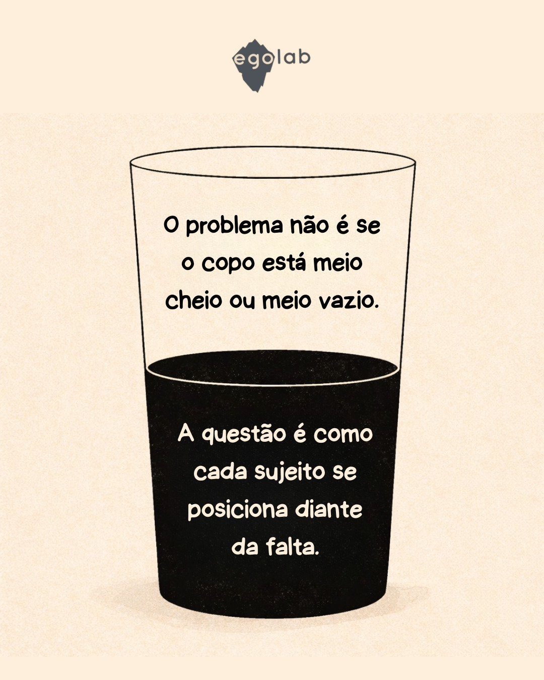 A falta não é defeito da vida.
É condição do desejo.