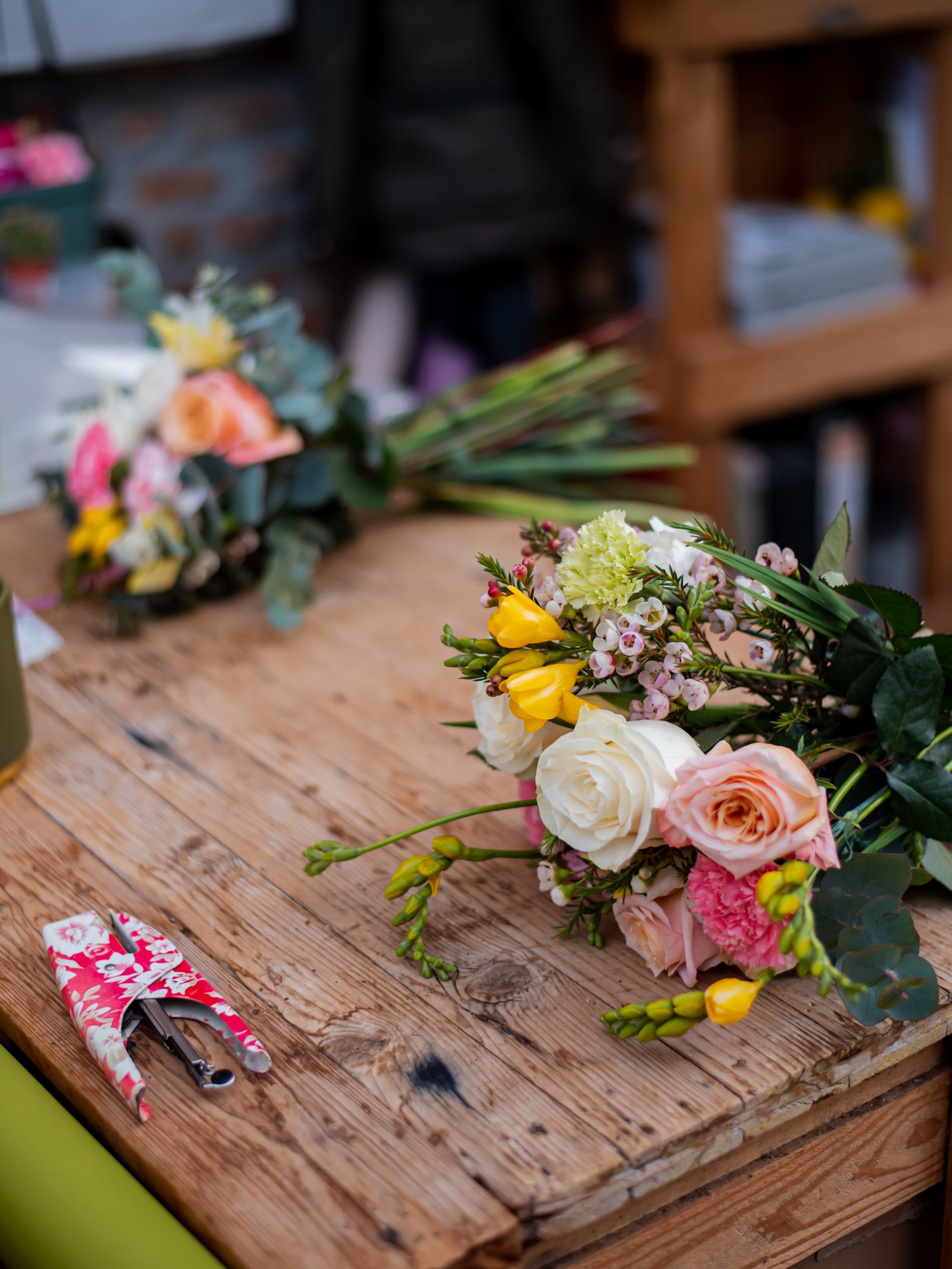 📣📣📣💐💐💐
Fiori freschi sempre disponibili in serra venerdì, sabato e domenica 🤩🤩
Disponibili su prenotazione mercoledì e giovedì