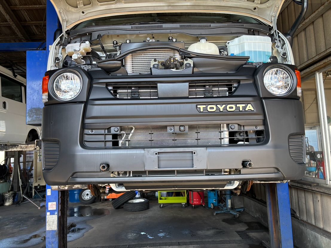 ノックスドールのご依頼です。
新車購入されたハイエース
下周り、フレーム中、ドア内しっかり施工させて頂きました。
大切なお車を塩害から守ります✨
お気軽にお問い合わせお待ちしてます♪
#ノックスドール防錆指定工場
#ノックスドー