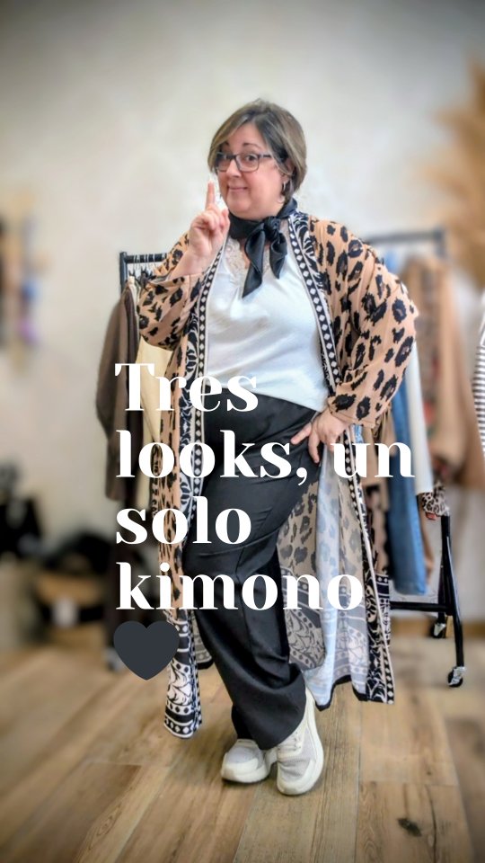 Porque las chicas Curvy sabemos que una prenda versátil lo es TODO ✨
Hoy te enseño 3 formas de llevarlo:
🖤 Con pantalón de vestir para un look más sofisticado
👖 Con vaquero para el día a día
✨ Con bombacho para un outfit cómodo pero con rollazo
En Aura Curvy apostamos por prendas que se adaptan a ti, no al revés 🤍
Si favorece ...es Aura 💕
¿Cuál es tu favorito? 😍
PD . Tened en cuenta que con estiletos y sandalias estarían los tres looks ideales! 😜
#auracoleccioncurvy #ModaCurvy #LooksConEstilo #OutfitsReales #ModaVersátil ✨