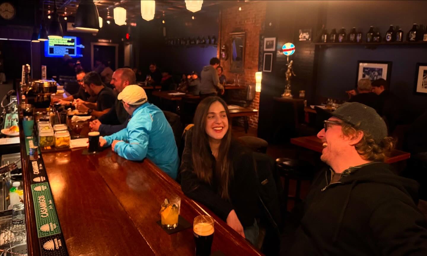 What a fun night of trivia! 😁
We do this every Wednesday from 7:30-9pm, hosted by @djtriviari
@jeremyfurtado is slinging drinks every Wednesday