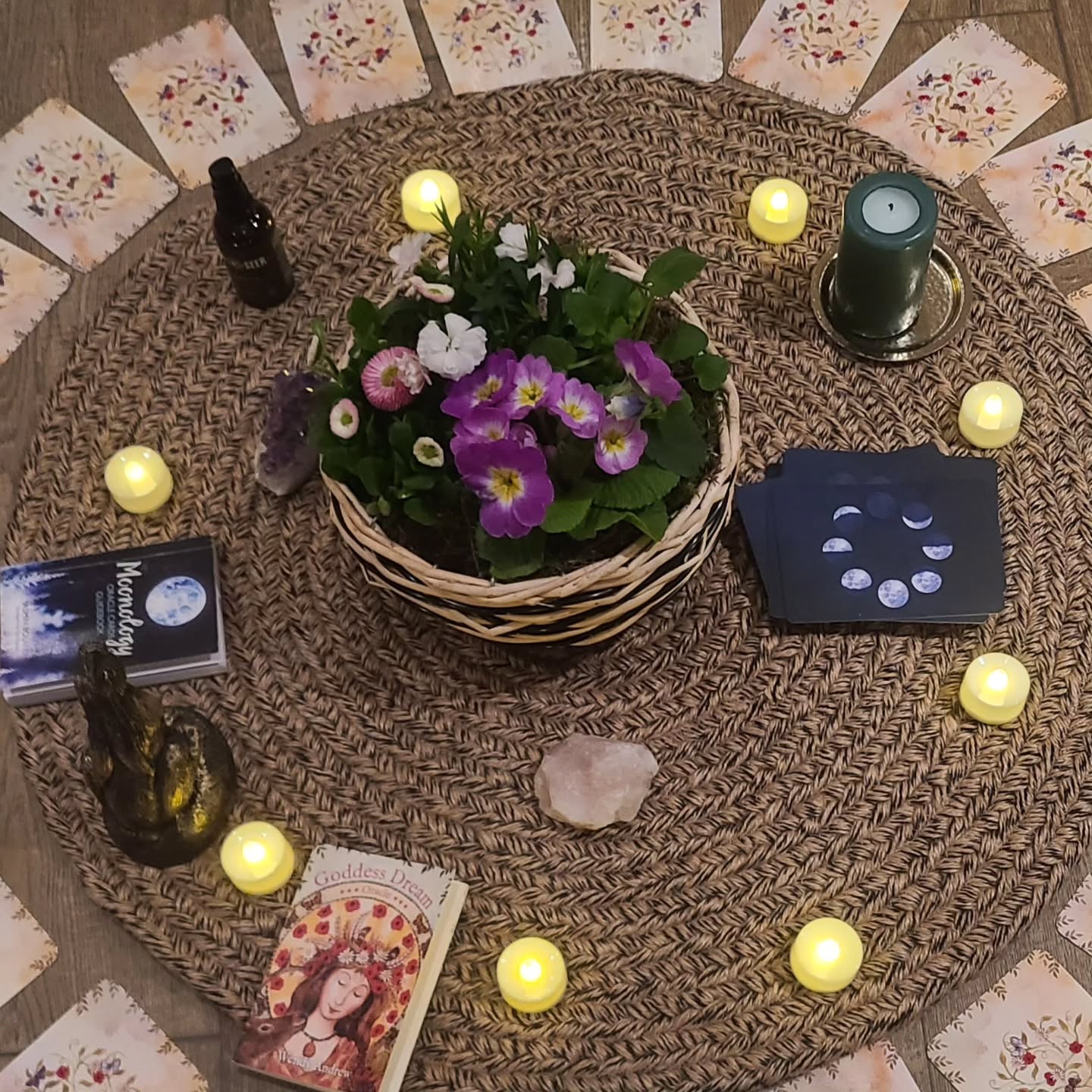 Thank you for joining me to celebrate the up coming Spring Equinox, it was so magical to gather together again at Treflach Farm.
My next circle at Lake Vyrnwy on Monday 13th April will celebrate the New Moon in Aries through guided meditations, earth connection, journaling and a sound bath inspired by nature. These gatherings offer a moment to pause whilst immersed in the beautiful surroundings of Lake Vyrnwy with a supportive community of women.
If you would like to join me please book your space by emailing vibrantvyrnwy@rspb.org.uk
#lakevyrnwy #wildwomangather