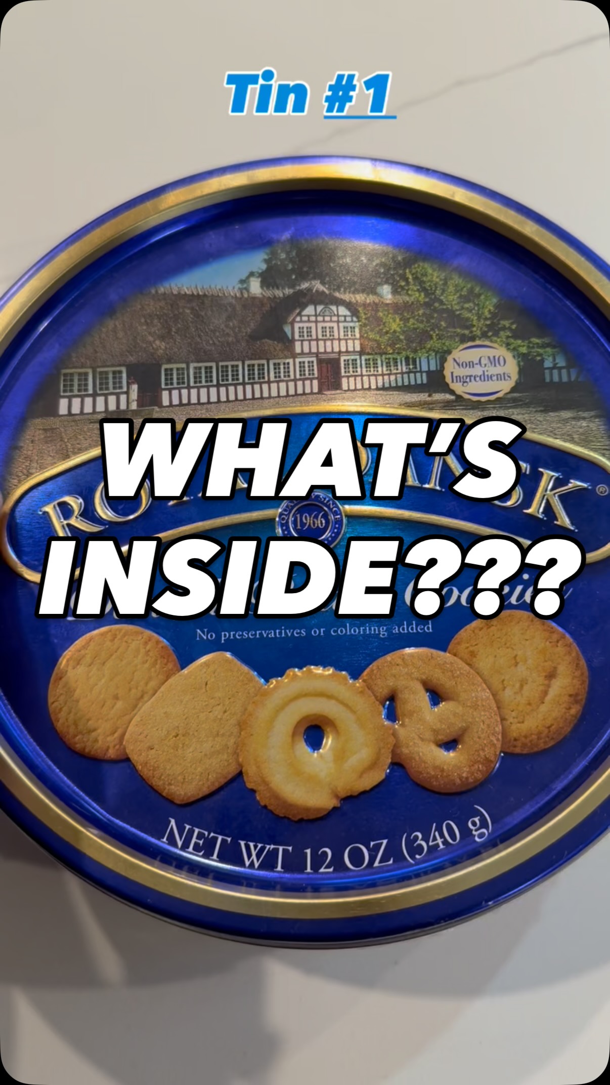 What’s Inside Tin Ten?????? COMING OCTOBER 20th- THE TEN TINS: A What’s Inside Mystery. Can’t wait for you all to see @tayloradamsbass adorable illustrations 🥰🥰. Thank you for seeing the vision, @lueditsbooks! Arriving in time for Holiday 2026. Link in bio. #coverreveal #wherethefoodat 😆 #cookietin #cookietins #bluetin
