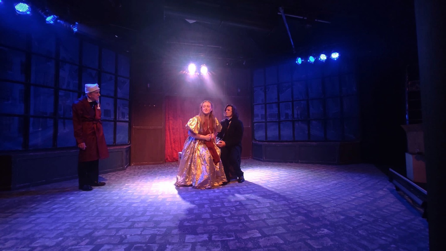 A Christmas Carol
Nov 2021
Director: Me!
Choreographer: @edgeparker
MD: @flynnsturgeon
Set and Costume Designer: @bethanycseddon
Lighting and Sound Design: @nickjmills670
CSM: @cookiehm
Producer: @nickjmills670
@simplytheatreacademy