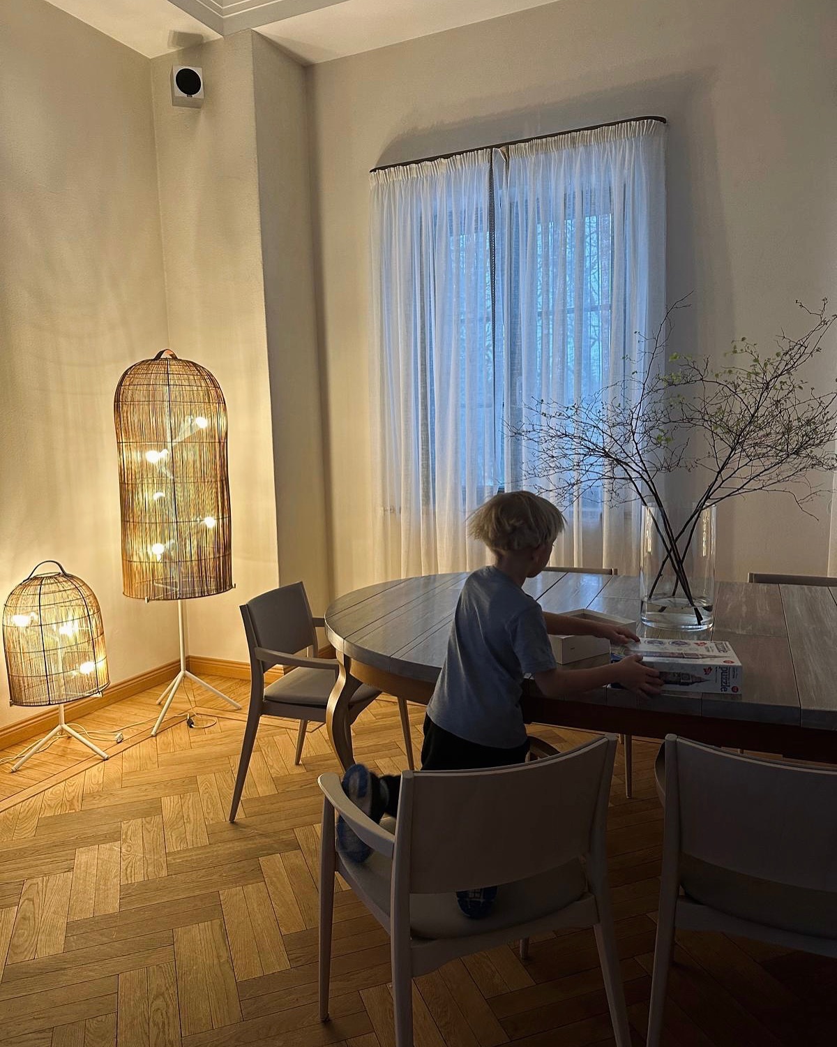 Lai gan janvāri gaidījām ar sniegotu pasaku, šis gads iesācies daudz skaistu un mierpilnu brīžu pilns Annās.
Kādam tā ir brīvdiena ar ģimeni nogalē, kādam brīva diena tikai sev nedēļas vidū, lai atslēgtos no ikdienas skrējiena un pabūtu tikai ar sevi labsajūtā un mierā.
#slowdown #annashotel #annashotelspa #gaujanationalpark