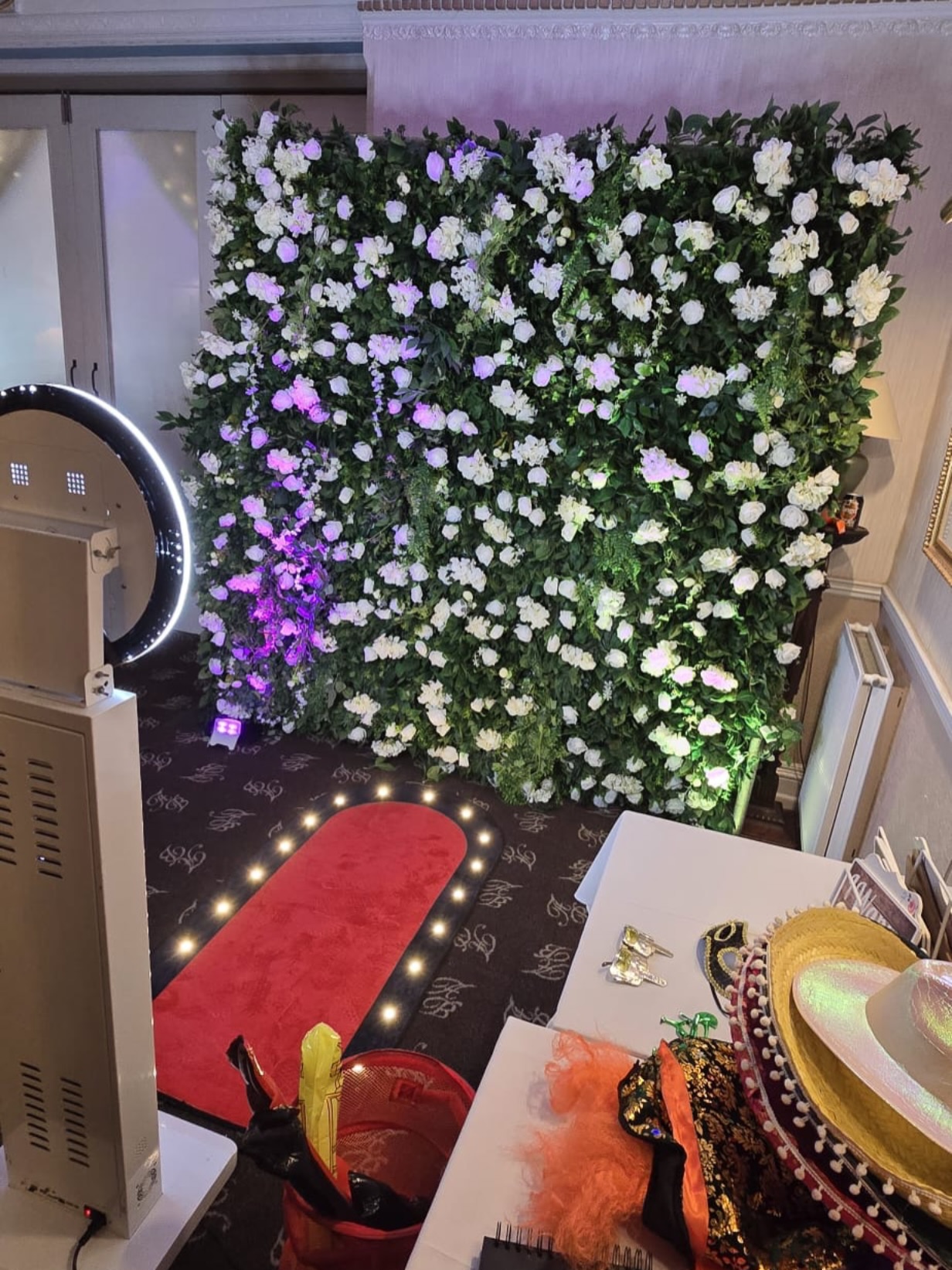 ✨BRINGING THE PARTY VIBES LAST NIGHT ✨
Selfie pod - print absolutely rocking life!! The amount of people who came and had there picture taken, the printer DID NOT stop! Pour Jack 🤣 he was busy!
📲Book ONE of TWO packages for our SELFIE POD! Message me for the info!
#wedding #weddingfun #eveningentertainment