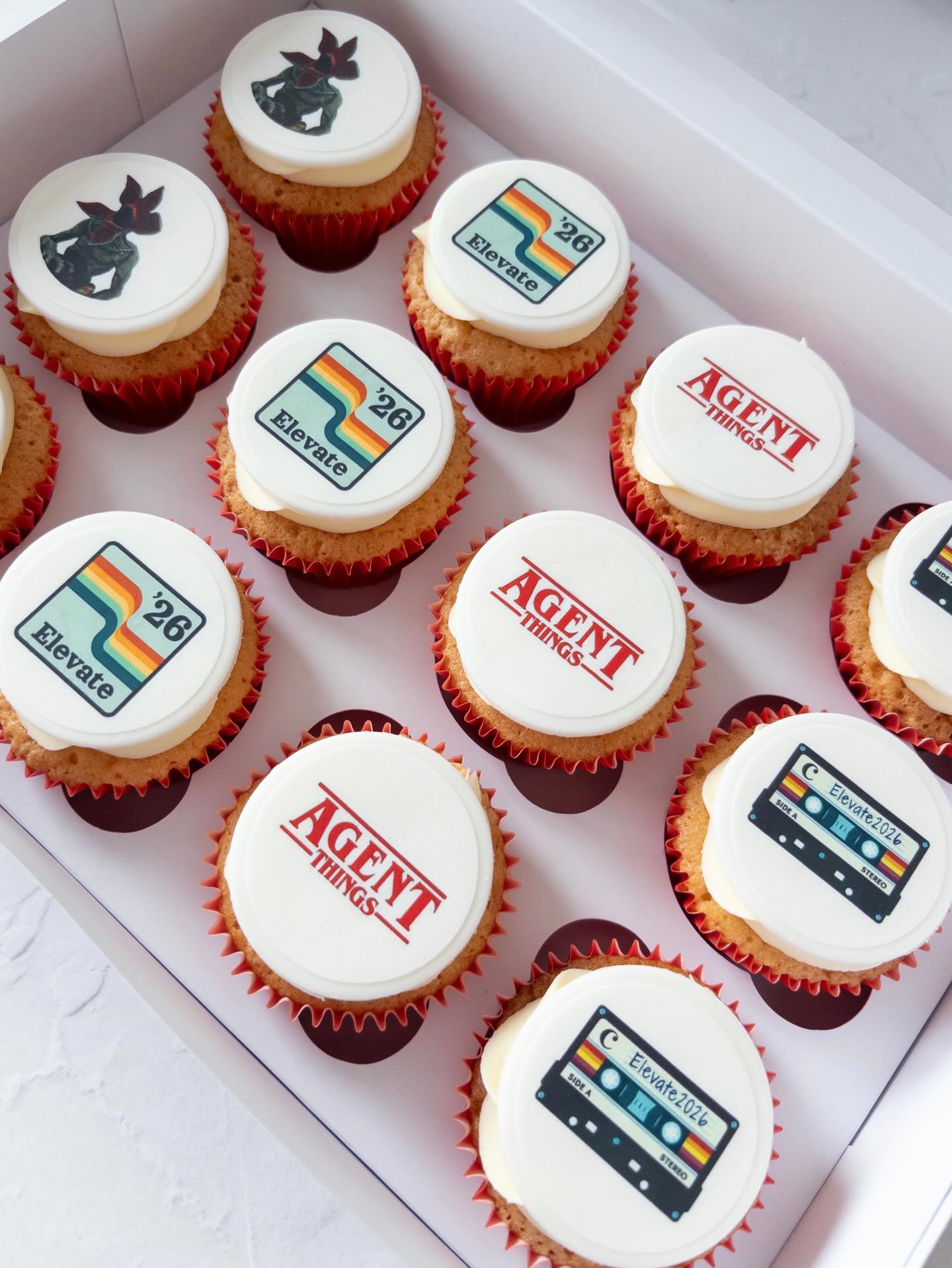 Let’s take a moment to appreciate this awesome theme for 160 cupcakes we did for a corporate event today! Who would go for the demogorgon one first?!
#strangerthingscupcakes #brandedcupcakes #edibleimagecupcakes #corporatecupcakes #cupcakesharrogate