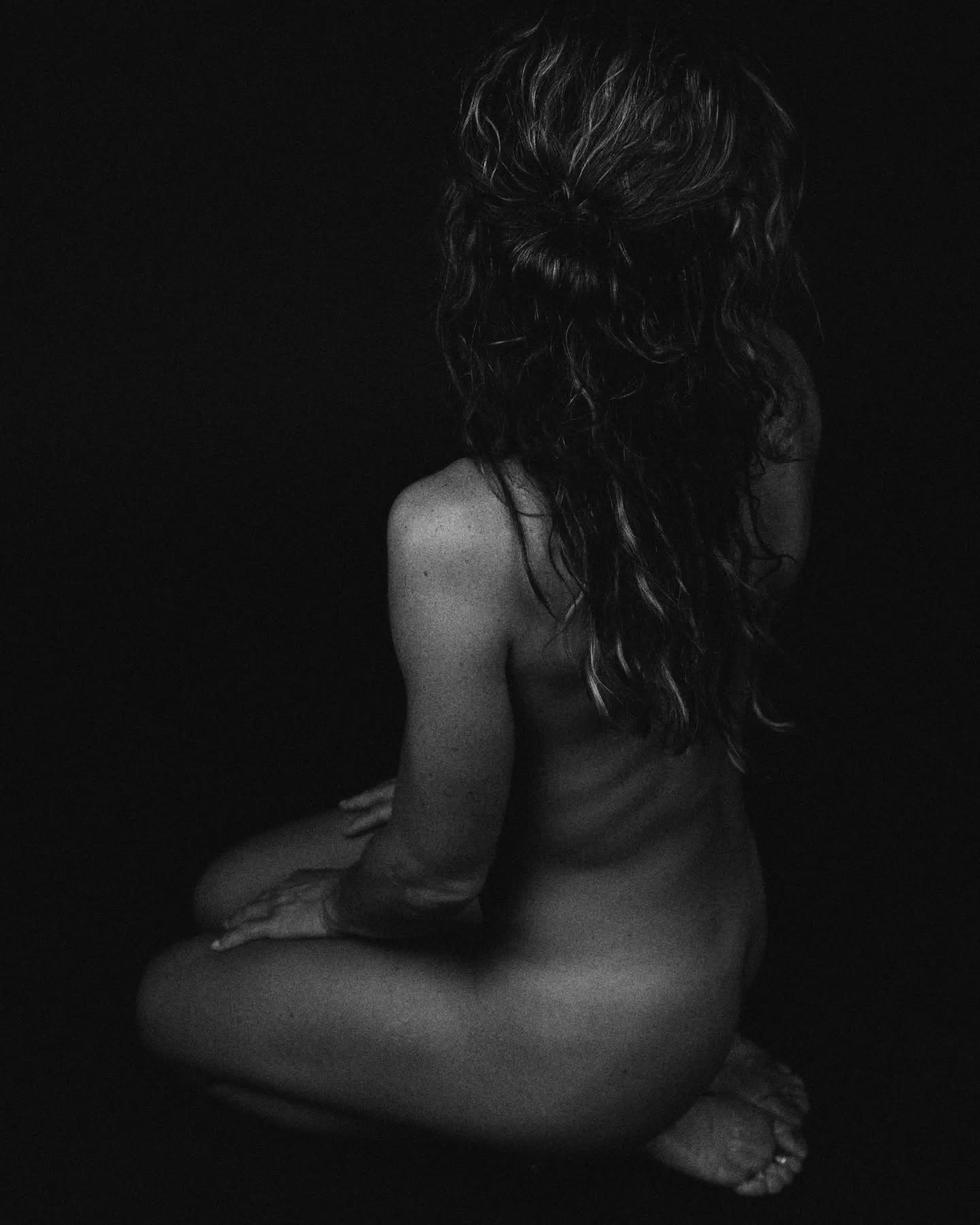 Initially I thought this is not for me. But then I surrendered and trusted. Sometimes we need to step out of our comfort zone to see whats on the other side of our belief system. Maybe its something beautiful?
Thank you @ellard_vasen