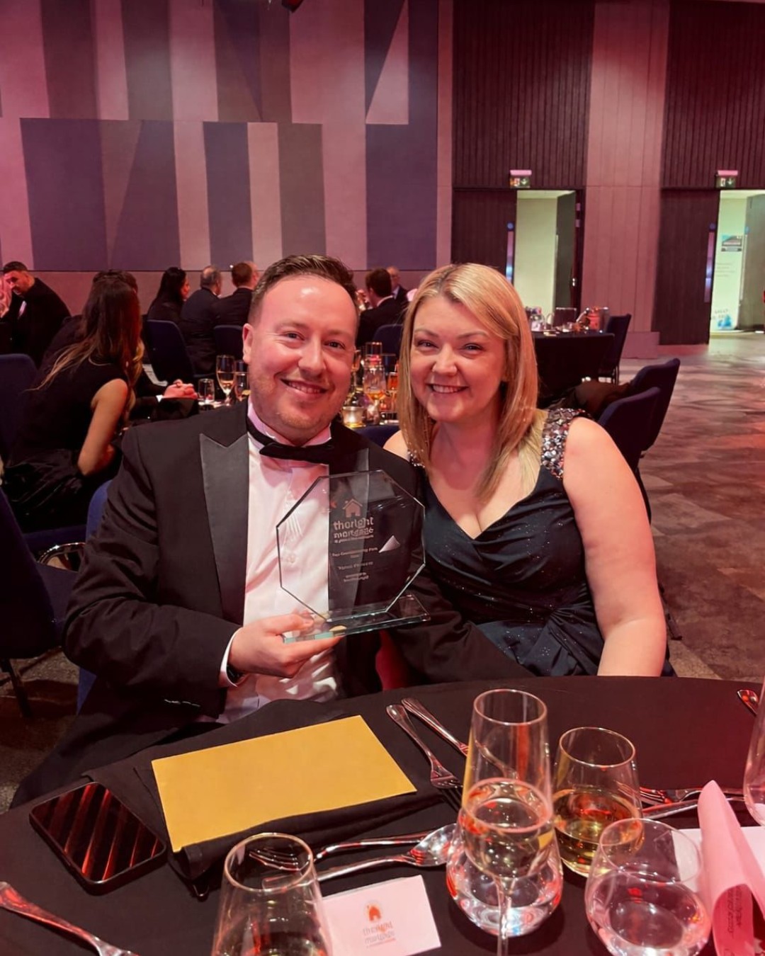 We’re proud to share that Yomo has been recognised as Top Conveyancing Firm at @therightmortgage gala.
This award reflects the importance we place on supporting our clients beyond just the mortgage. Ensuring they are connected with trusted solicitor partners who deliver a smooth and efficient service.
Buying or refinancing a property involves multiple moving parts, and having the right professionals in place makes a real difference to the overall experience.
A big thank you to our team and partners for consistently going the extra mile for our clients.
#TeamYomo #MortgageBroker #KentMortgageAdvisor