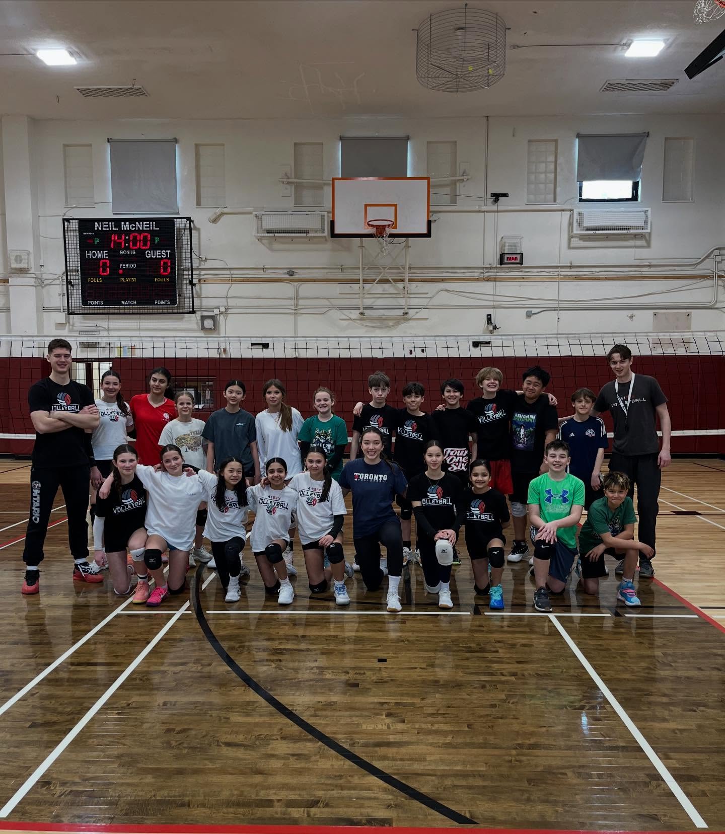 March break camps are underway🏐☀️ Huge thank you to special guest coach @rldm.watson for inspiring our incredible athletes ‼️💪🏻