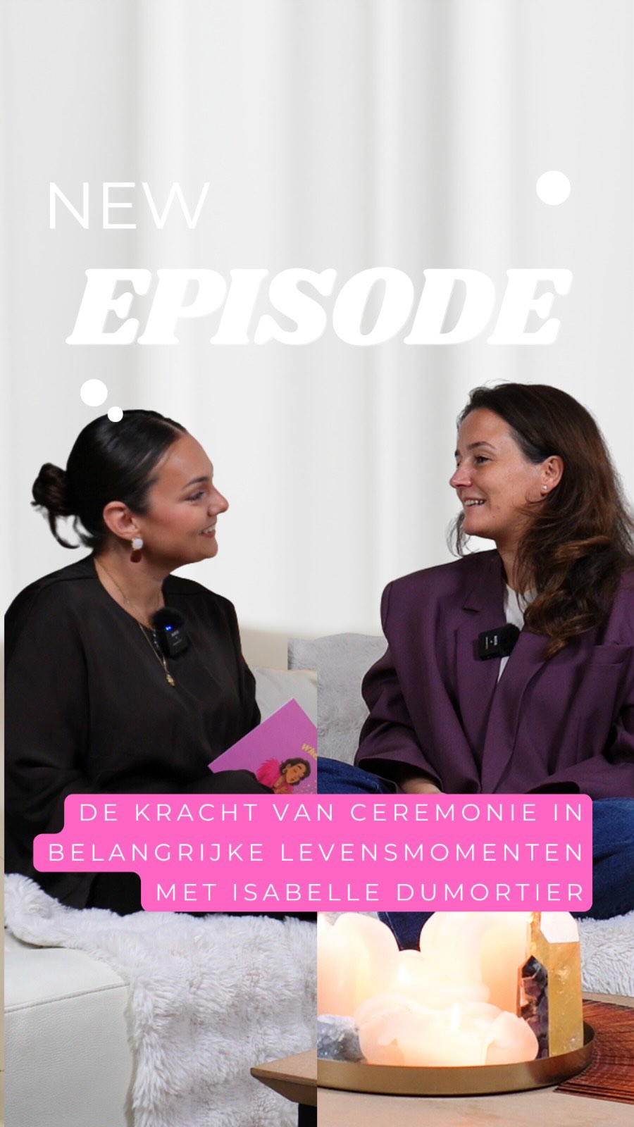 Soms zijn er van die momenten die te specifiek voelen om zomaar toeval te zijn.
Beluister de aflevering met @isabelle_dumortier van @this_is_house_of_ceremony vanaf vandaag via jouw favoriete podcastkanaal 🤍 (link in bio)