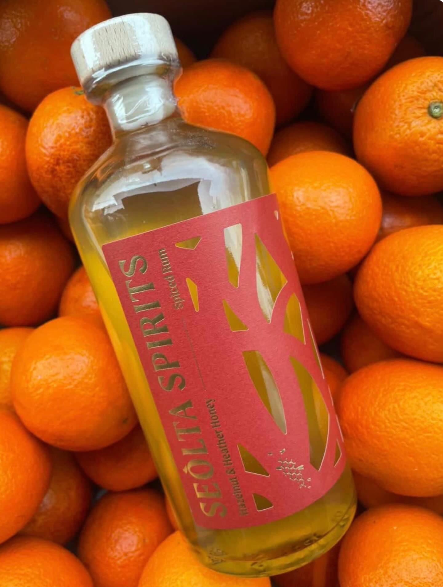 This Saturday we will be having @seoltaspirits in for a tasting. This craft Scottish spiced rum is one you don’t want to miss! 🏴