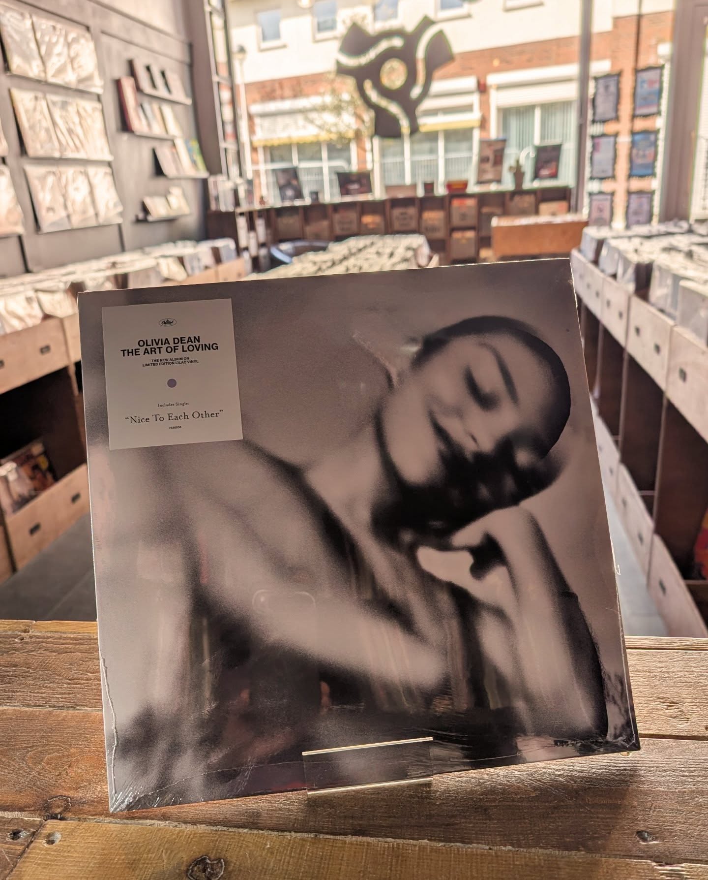 Just had some more of the limited edition lilac coloured vinyl version of The Art Of Loving from Grammy Award winner Olivia Dean.
Get in touch if you want one. These won't stick around for long 🔥
#thesecond45 #llanellirecordstore #oliviadean