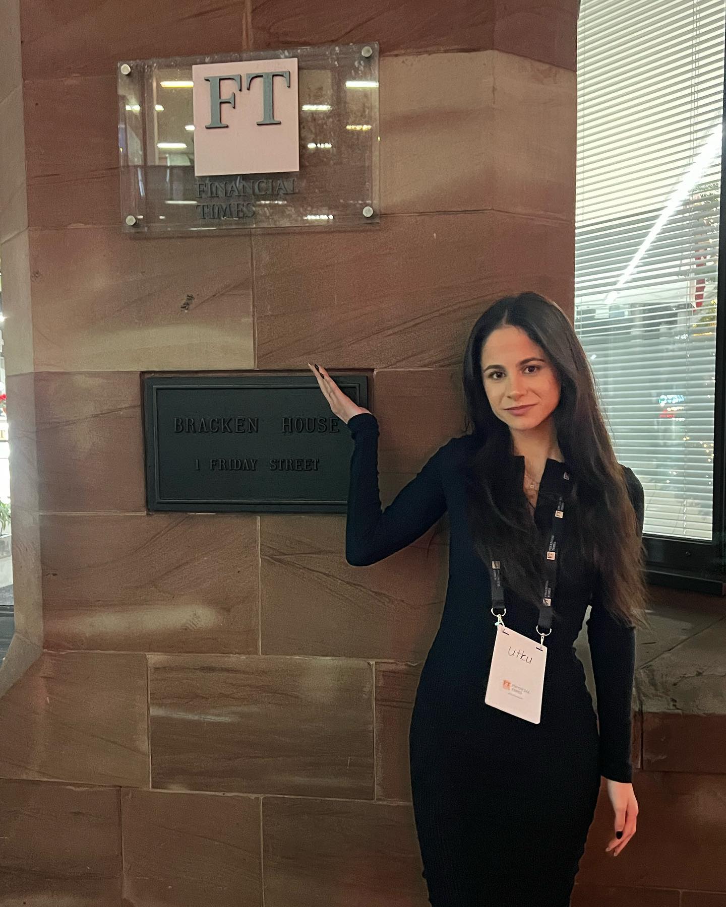 I attended my FT news school graduation ceremony last night, where my fellow cohorts and I had the opportunity to share our perspectives on “why the news industry needs my voice.” It was incredible to see other people’s perspectives, voices and opinions in a room full of inspiring people.
#financialtimes #ftnewsschool