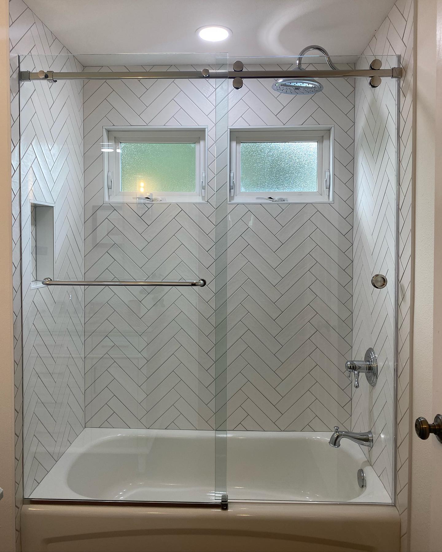Check out this beautiful custom Bristol Series sliding door by CR Laurence!
Finished in Polished Stainless, and fabricated to fit this tub shower like a glove.
A shower door with no compromises— call us to explore your next beautiful, functional, and affordable shower door.
Factory Treated with @enduroshield for years of easy care.
Glass fabricated by our friends at Tacoma Glass Manufacturing of Frederickson, WA.
Installed by GLASSCADIA.
#glass #showerglass #showerdoor #slidingshowerdoors #barndoorslider #crlaurence #crl #enduroshield #enduroshieldglassprotection #chrome #polishedstainless #towelbar #discpull #shower #mercerisland