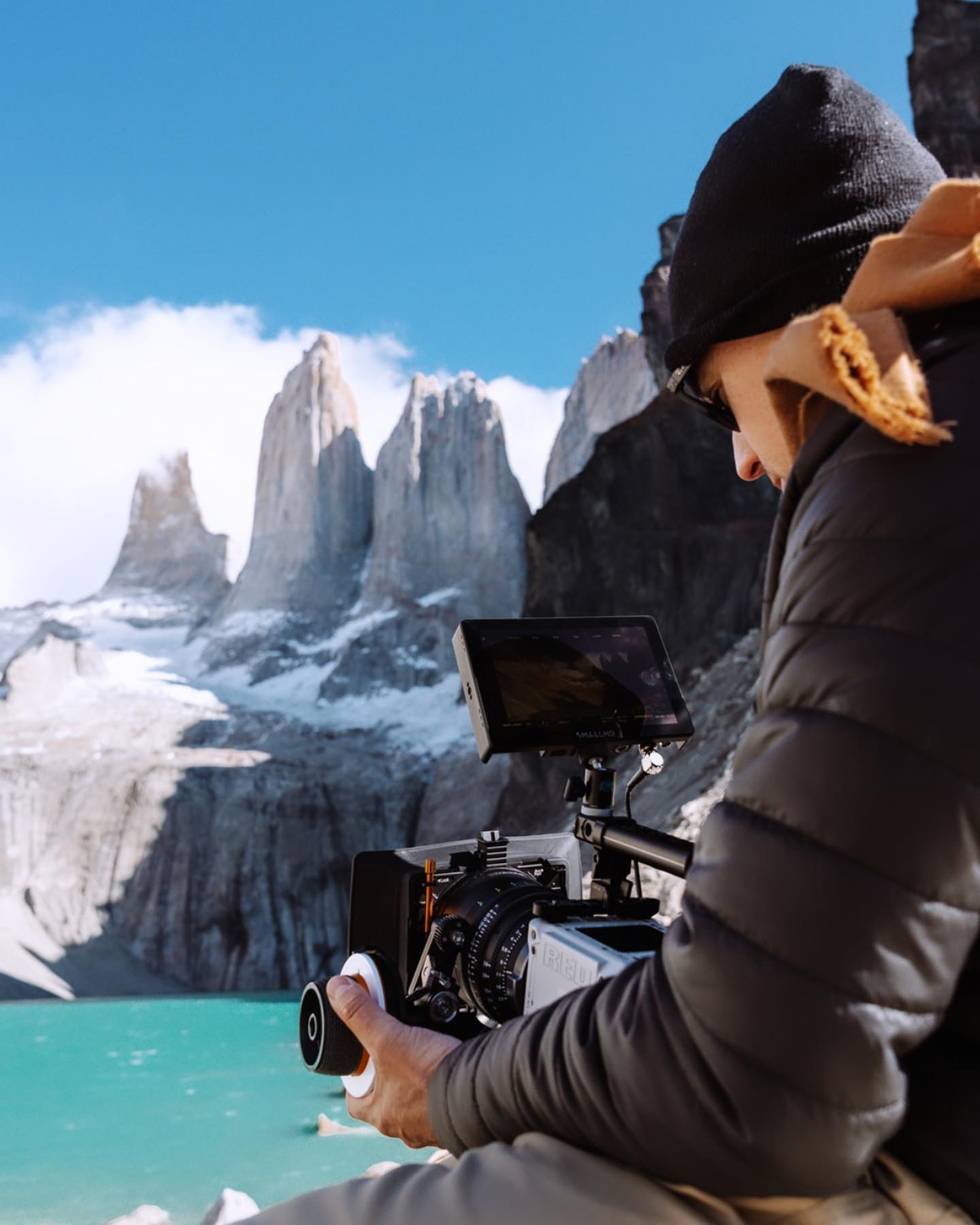 🇨🇱
No drone, no worries!
Just a reminder to not fly drones in national parks unless you have a permit to do so.
We were recently in Torres del Paine National park and someone asked our guide if he could fly his drone… As a drone pilot you should know you cannot fly in national parks, which is why we took in our @reddigitalcinema V Raptor and got epic visuals!
•
#Torresdelpaine #nationalpark #chile #patagonia #reddigitalcinema #filmmaker #brighttangerine #tiffen #smallhd #travel #work #bts
