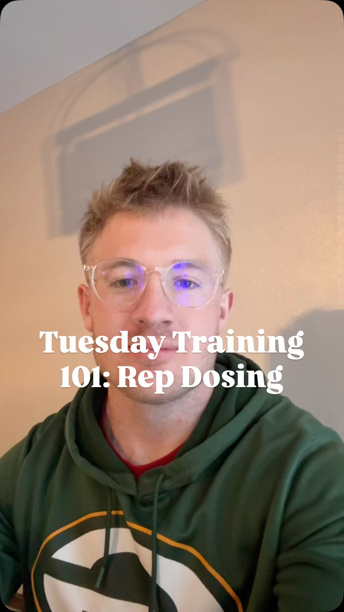 Training Tuesday 101: Rep Dosing
Research shows even experienced lifters are often off by 1–3+ reps when estimating how many reps they have left.
If you are inexperienced, that estimation is a lot more inaccurate. This leads to decreased desired adaptation with our training.
That set you did for 12 reps, well you probably had more in the tank.
How much does 3-4 reps matter?
Stimulus comes from proximity to failure
Demand is not high enough to require body to adapt
You lose progress towards your goals
We want train within 0–2 reps from failure (RIR) and it may be worth while to push sets to true failure to calibrate or figure out where you are!
Dont be afraid to go up in weight!
#strengthtraining #hypertrophy #trainhard #gymeducation #gymworkout
