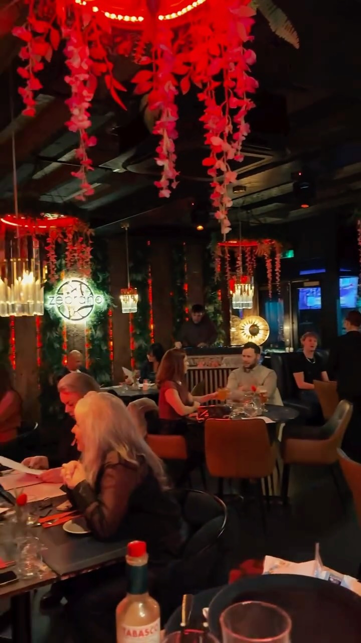 ❤️🥂🍾 💃 @zebrano_brentwood