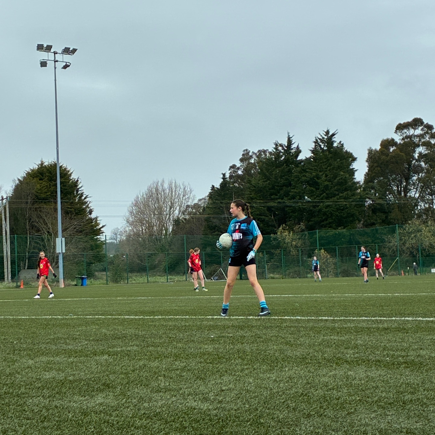 Our 1st Year Girls sent two teams to a blitz against Loreto Bray and Coláiste Ráithín yesterday, turning in a series of gritty performances against some tough opposition. Check out a full match report on our website 🏐