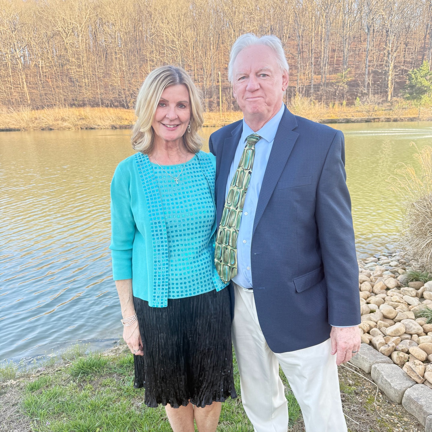 Weekend getaway for a great (gulp) nephew's wedding at Lily Creek Farms and a little sightseeing in historic Dahlonega, GA.
#DahlonegaGa, #DahlonegaGoldMuseum, #LilyCreekFarms, #weddingvenue, #wolfmountainvineyards, #AmicalolaFallsLodge