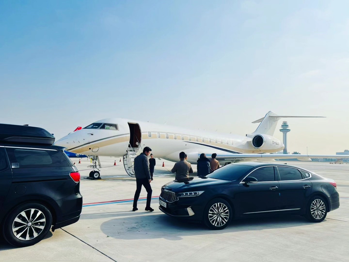 A few recent shots ♾️🇰🇷
#infinitejetkorea #groundsupport #groundhandling #planexecution #지상조업 #fbokorea #fbosouthkorea #fbo