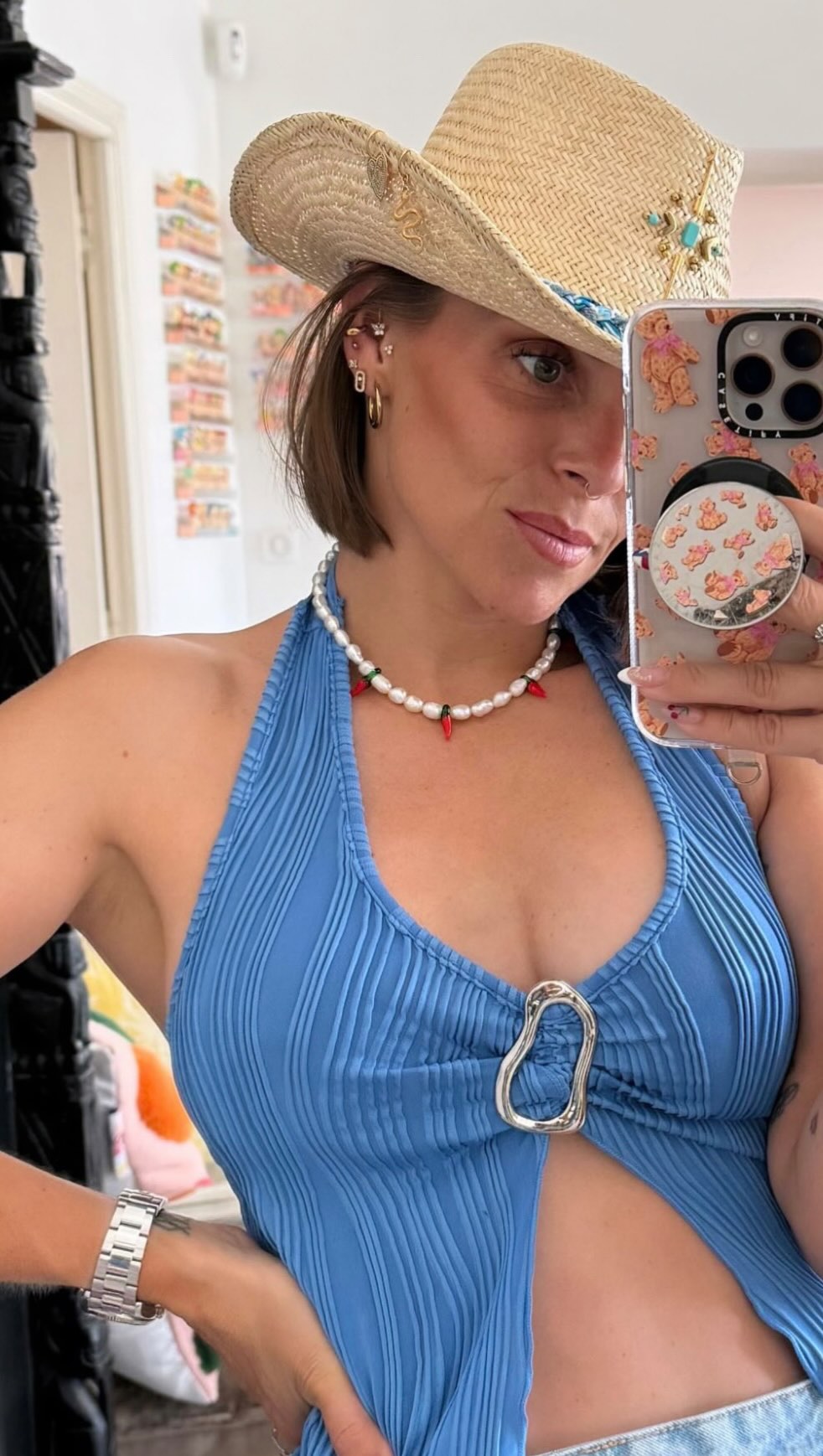 Un ornement, des possibilités infinies ♾️💕 Mise à l’honneur de l’ornement Arrow sur vos chapeaux ✨ #rubambelle #chapeaux #chapeau #chapeaufemme #hatstyles