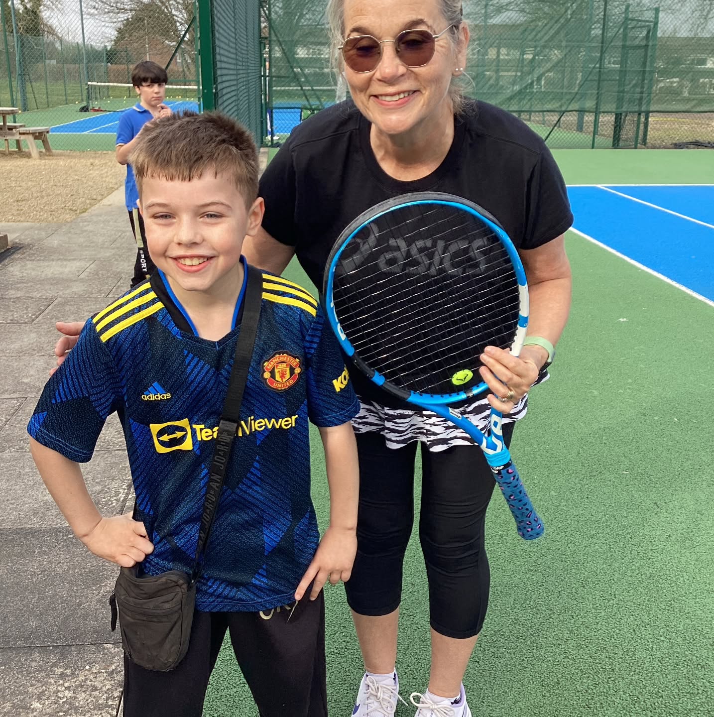 🥎🎾Deer Class have been having a fantastic time attending their weekly tennis coaching sessions at Yeovil Tennis Club. Each week, the children head to the courts full of enthusiasm, ready to practise their skills and learn new techniques from the coaches.
Through fun games and exciting drills, the pupils are developing their coordination, teamwork, and confidence. It’s been wonderful to see how much progress they’ve made already—from mastering basic racket control to successfully rallying.
The sessions are always full of smiles, energy, and encouragement, and the children look forward to returning every week. A big thank you to the coaches at Yeovil Tennis Club for making the sessions so enjoyable and inspiring! 🎾🥎