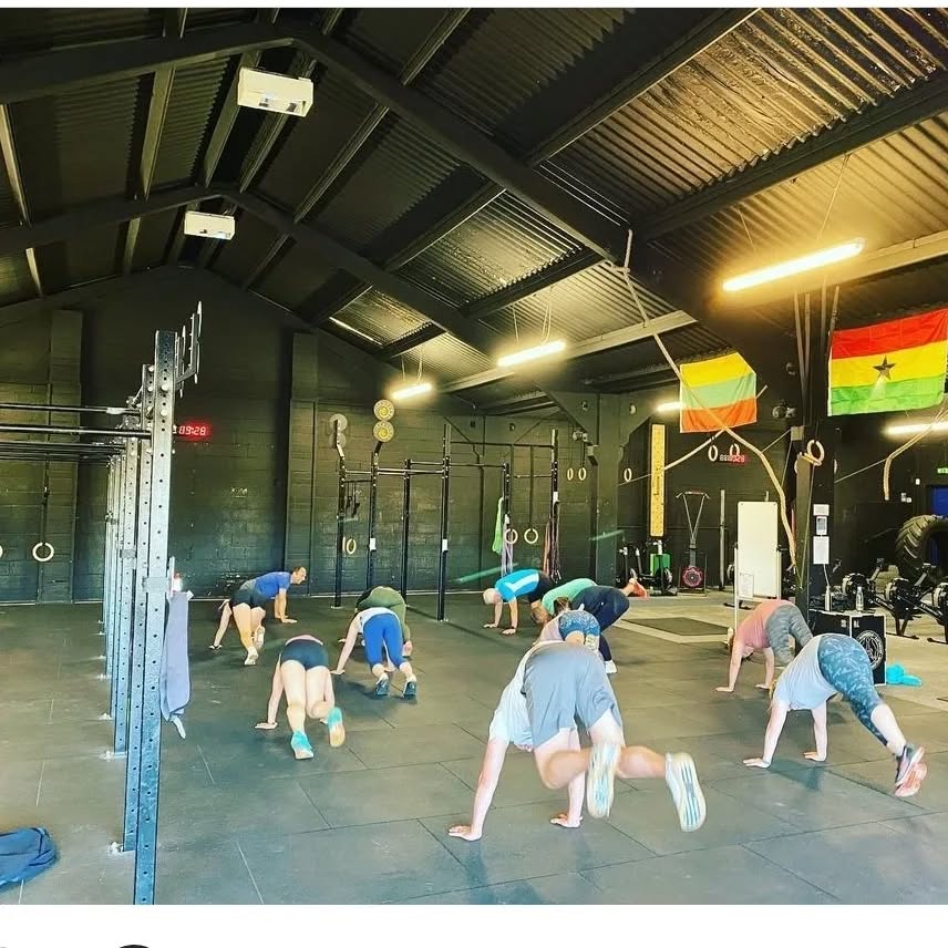 π social media....it's been a while but we've got some exciting news
We're linking up with those fine folk down at @crossfitfreesol so we are able to offer more services than ever before in their mega box space. Genuinely so much room for activities
I'm now able to offer:
β½οΈ 1 to 1 rehab sessions
π group rehab classes
β³οΈ pre & post op testing
π₯ pre-season conditioning/prehab
π₯event packages
If you feel like you aren't getting the best out of your injury recovery or need assistance preparing for an event...get in contact!
And if you a fancy a nosy around the box, all are welcome!