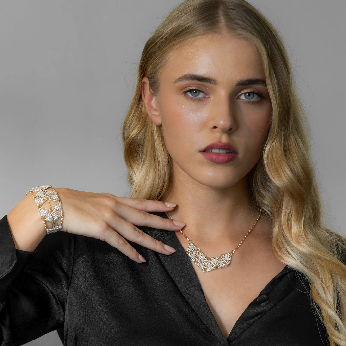 In the spaces between words, thoughts, and actions, we find a moment of stillness—a sacred pause that allows new energy to flow in. ✨
#TrinityCollection #JewelryWithMeaning #SpiritualJewelry #MindBodySpirit #intentionalliving #findyourcalm #sacredspace #energyjewelry #JewelryForTheSoul #JewelryLovers #highvibrations