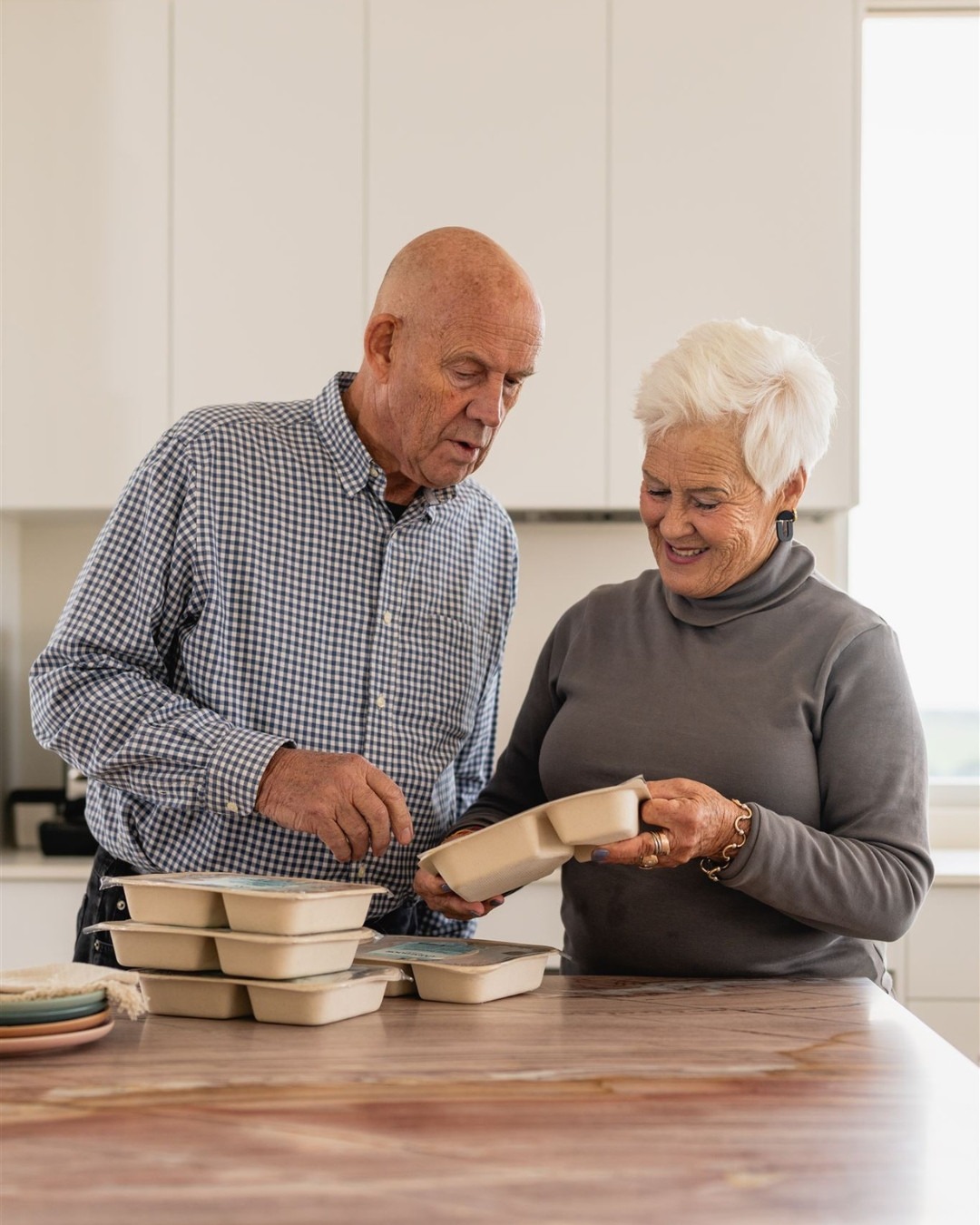 As a registered NDIS provider, we supply Farm Door Riverina's healthy nutritious meals - perfect for supporting your health and lifestyle goals.
With only 30% out of pocket, you can enjoy convenient, delicious food, plus access to nutritional supplements and health-focused products - all under one roof!
Come and chat to us in store to organise.