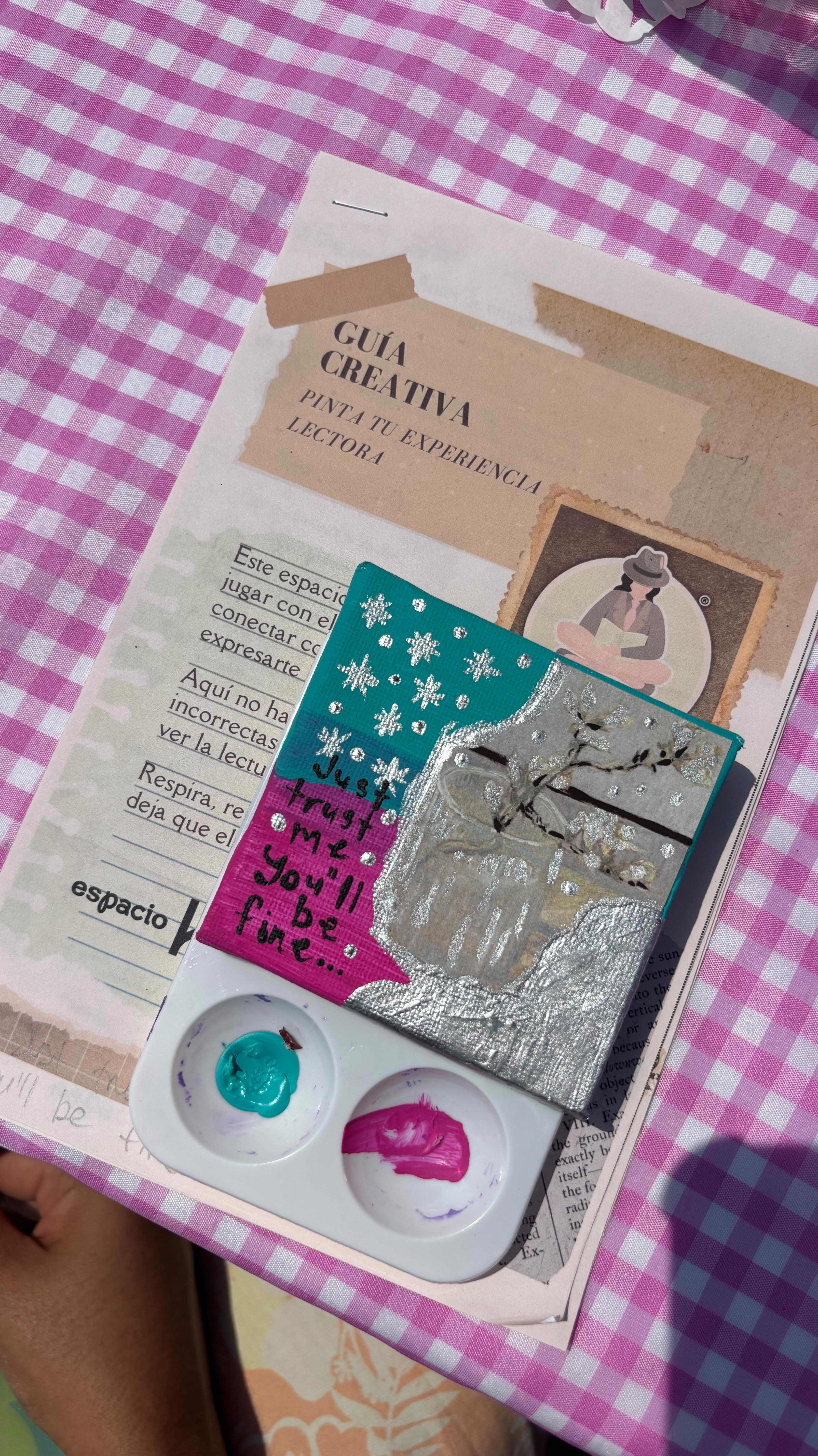 Leer es soñar con los ojos abiertos, y pintar es darle color a esos sueños 📖 🎨
1 año lleno de historias, de charlas y de crear comunidad ¡felicidades @veracruz_mafiosasdeleer 👏🏻! Gracias por invitarnos a celebrar con ustedes pintando mini lienzos inspirados en una de sus actividades preferidas: la lectura 🫰🏻