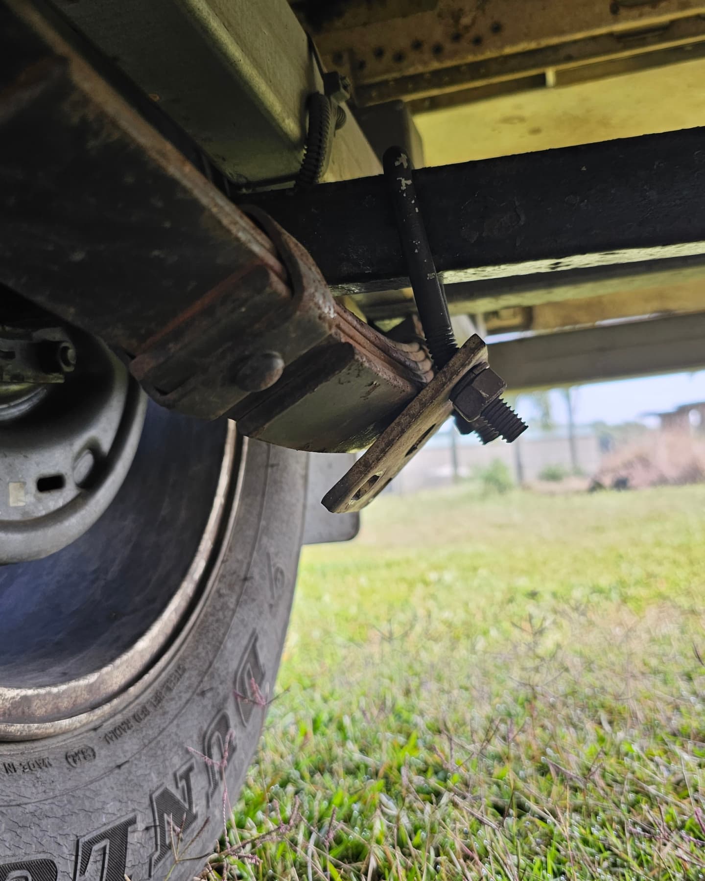 Not always smooth sailing on the road 🫣 So grateful the trailer didn't loose the axle today 🙏🏽
Getting parts on a public holiday too, yikes.
.
.
.
.
#blessed #repairs #dayoff #trailer #mobilewelder #goldcoast