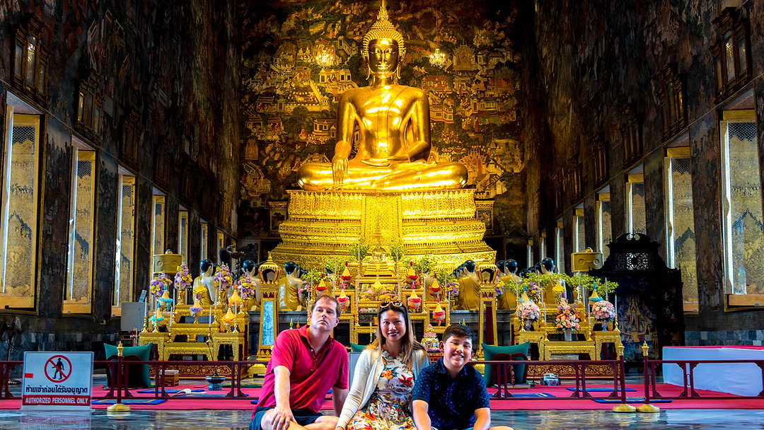 Bangkok rewarded us with this.
A gilded temple hall, warm ambient light bouncing off centuries of gold leaf, and a moment that no studio could ever recreate. This is what a Bangkok city photography tour with Walk-Talk-Photo actually looks like.
We take you to the hidden temples, quiet canal communities, and golden-hour streets that most visitors rush straight past. Our Bangkok Hidden Gems Photo Walk is led by a local professional photographer who knows exactly where the light falls beautifully and exactly when to be there.
DSLR, mirrorless, or phone. Beginner or experienced. All welcome.
Find the link to book in our bio.
#BangkokPhotography #BangkokCityPhotographyTour #WalkTalkPhoto #HiddenGemsBangkok #PhotographyTour #TravelPhotography #BangkokTemple #GoldenHour #StreetPhotography #VisitThailand #BangkokTravel #LocalPhotographer #TravelGram #PhotoWalk #AuthenticBangkok