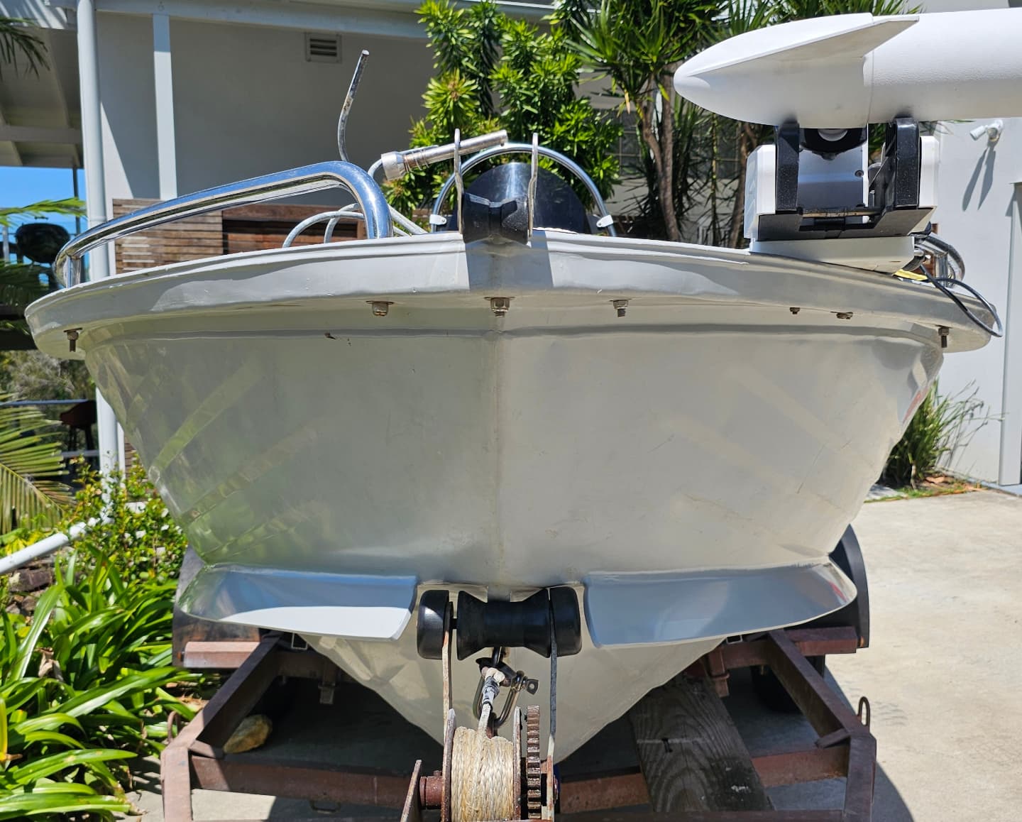 Welded a set of chines to a Gull Grey 4.5 Drifter on the Sunshine Coast this morning 😉
.
.
.
.
#sunshinecoast #polycraft #welding #worktrip #travellingaustralia #polyethylene #boatlife #boat #mobilewelding