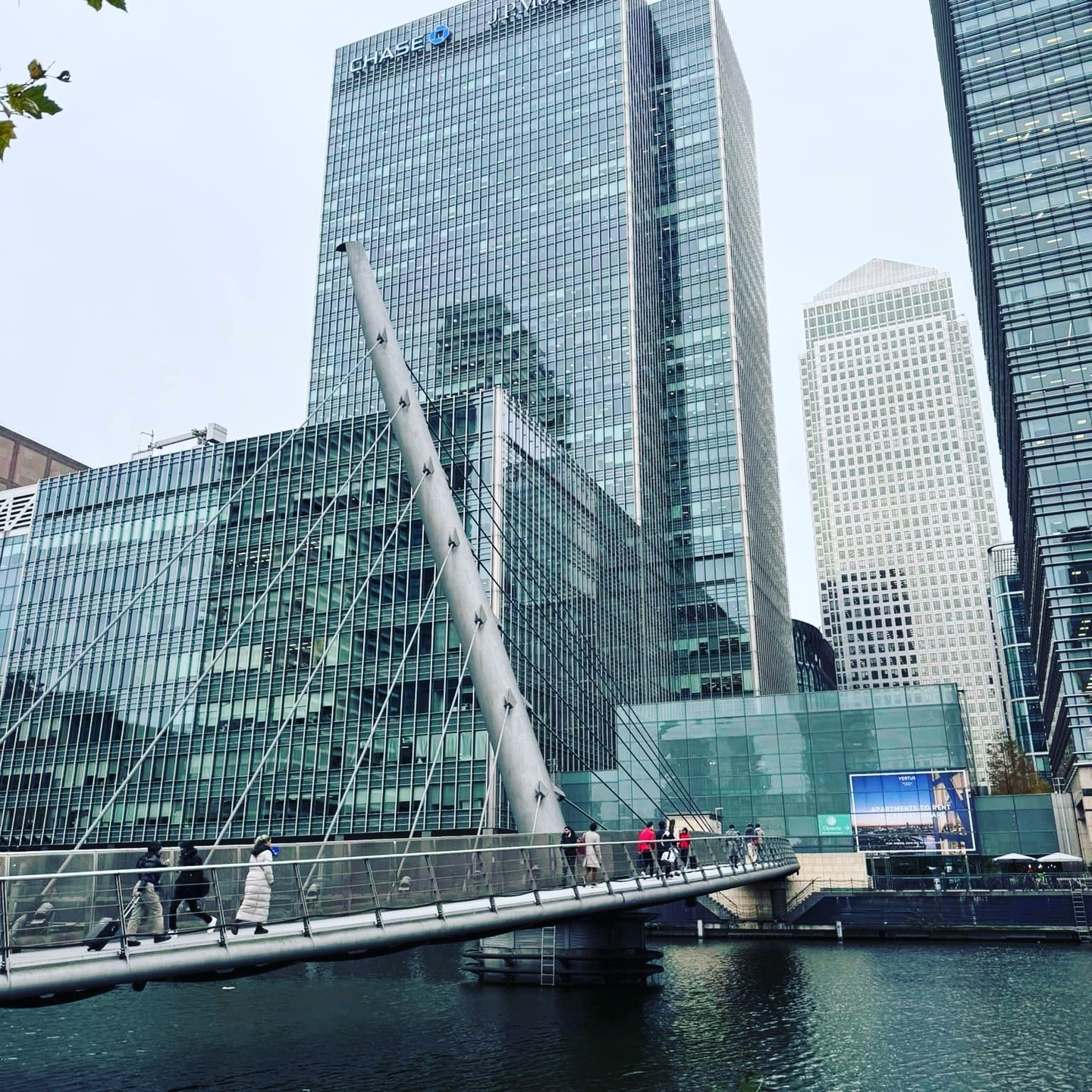 An intense day of #viewings at #canarywharf in #london just ended. Another #happyclient around the corner?
#welchomeinternational #propertyfinder #buyingagent