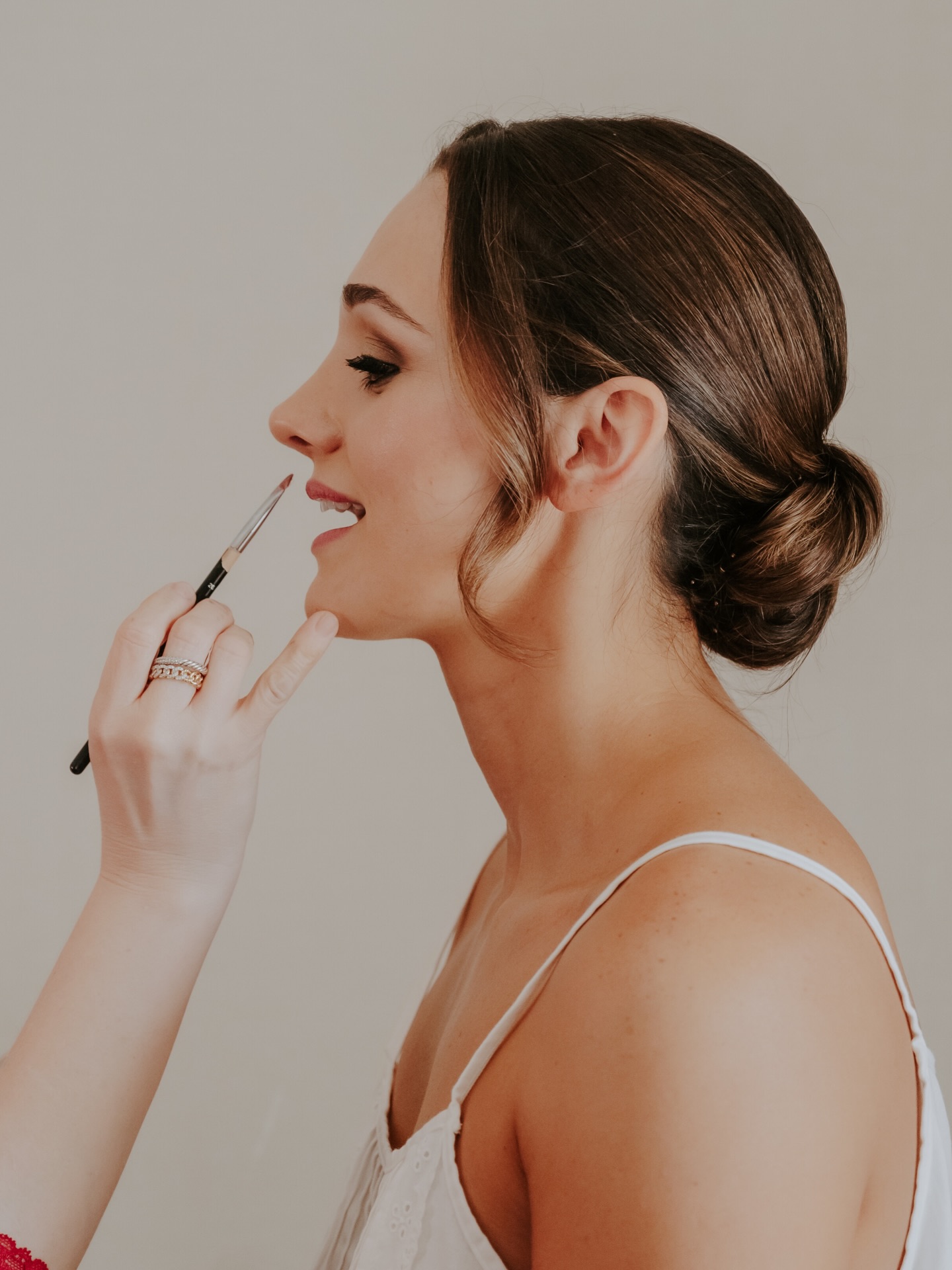 IF your makeup disappears halfway through your wedding day, this is why...
It’s usually not the product.
Most of the time, it comes down to prep, layering, and technique.
Professional bridal makeup is designed very differently than everyday makeup. It has to hold up through hours of hugs, happy tears, warm dance floors, bright flash photography, and a full day of celebration.
That means the process behind it matters just as much as the products themselves.
Things like:
• Proper skin prep so the makeup actually adheres to the skin
• Strategic layering (thin, intentional layers last longer than heavy ones)
• Products chosen specifically for long wear and photography
• Setting techniques that lock everything in without looking heavy
When these details are done thoughtfully, your makeup doesn’t just look beautiful at the start of the day, it lasts through the ceremony, photos, dinner, and the dance floor.
That’s the goal of bridal artistry: makeup that still looks polished when you see your photos years from now.
If you’re currently planning your wedding and still looking for a beauty team, now is the time to secure your date. Our calendar fills quickly, and we’d love to be part of your wedding morning.
✨ Reach out through the link in our profile to check availability.
#chicagobride
#chicagobridalbeauty
#chicagoweddinghairandmakeup
#weddingmakeuptips
#luxuryweddingchicago
Photos by @picturemethisbylacie