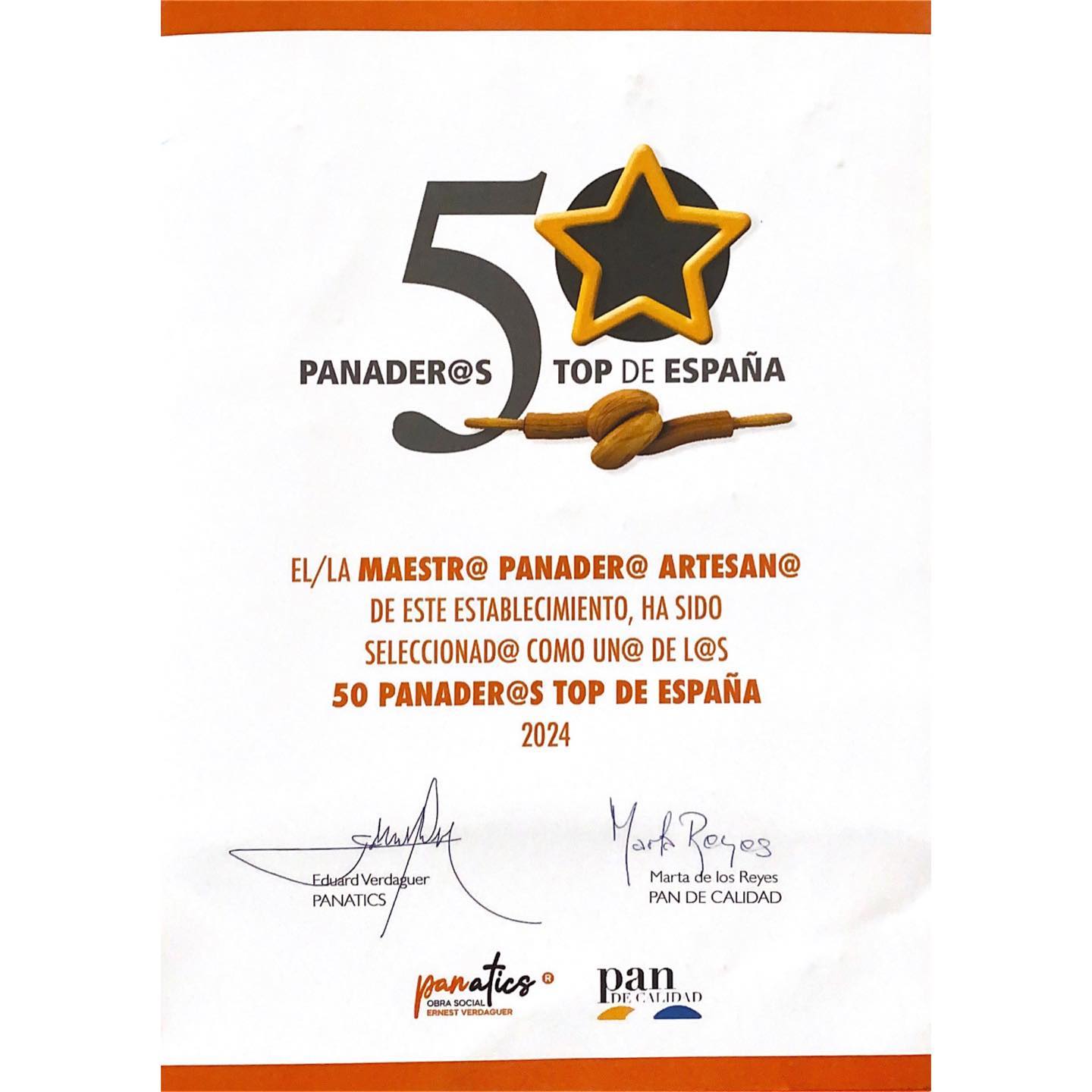 Molt contents i agraïts un any més de formar part dels 50 millors forns d’Espanya. Moltes gràcies a @panatics pel reconeixement i per donar valor a l’artesania i al nostre gremi.
Per un any més fent un producte artesà de qualitat.
———
Muy contentos y agradecidos un año más de formar parte de los 50 mejores panaderías de España. Muchas gracias a @panatics por el reconocimiento y por dar valor a la artesanía y a nuestro gremio.
Por un año más haciendo un producto artesano de calidad.