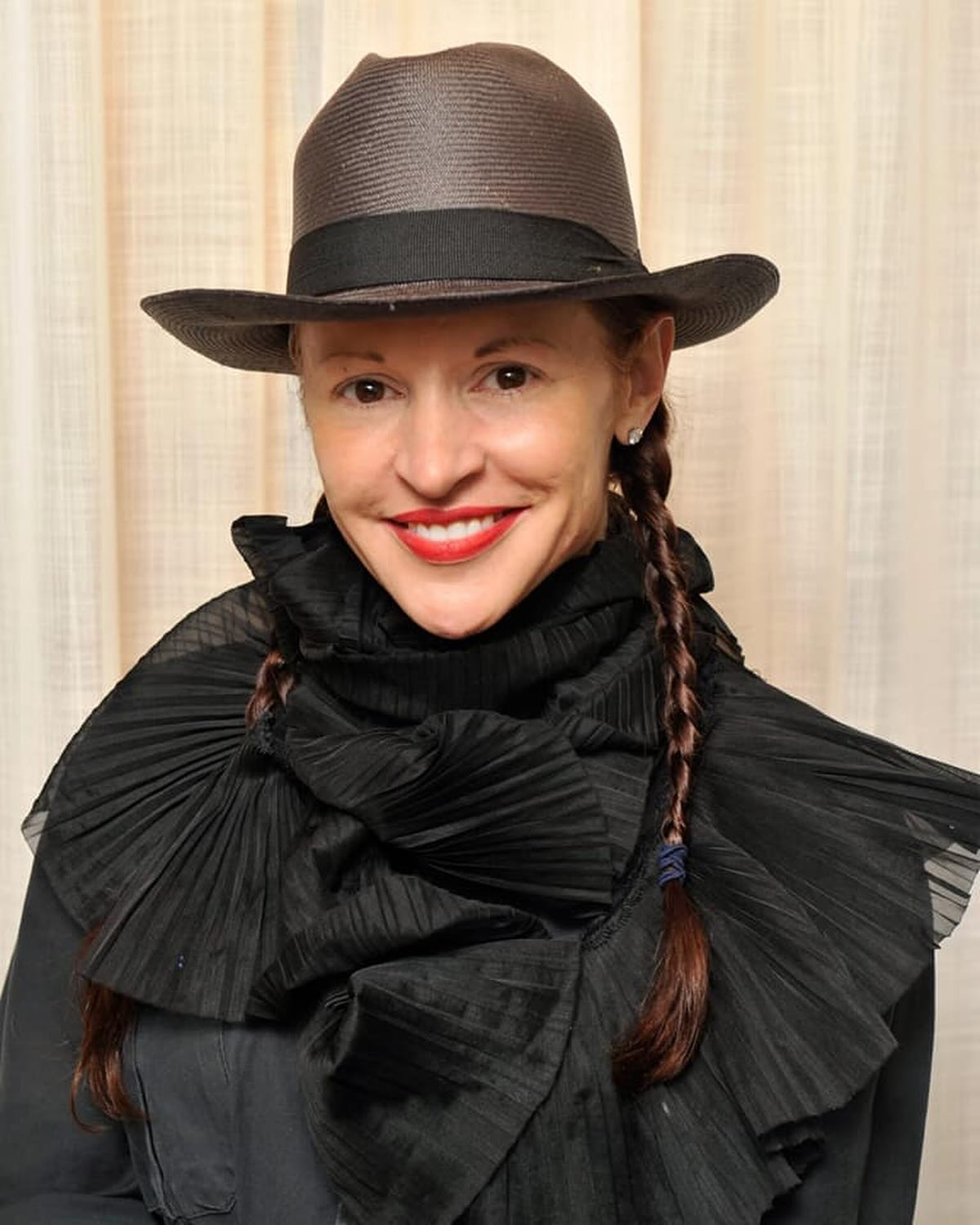 Our fearless founder @therealerinhawker is being honored at this years @mrmagonline awards as the People’s Choice recipient. The work she does for us here at NYMD and the emerging menswear’s industry in NYC as a whole is undefinably appreciated and respected. Her nurturing of creative underrepresented talents is what NYMD is built upon. A huge congrats to you, Erin. We celebrate you!!!