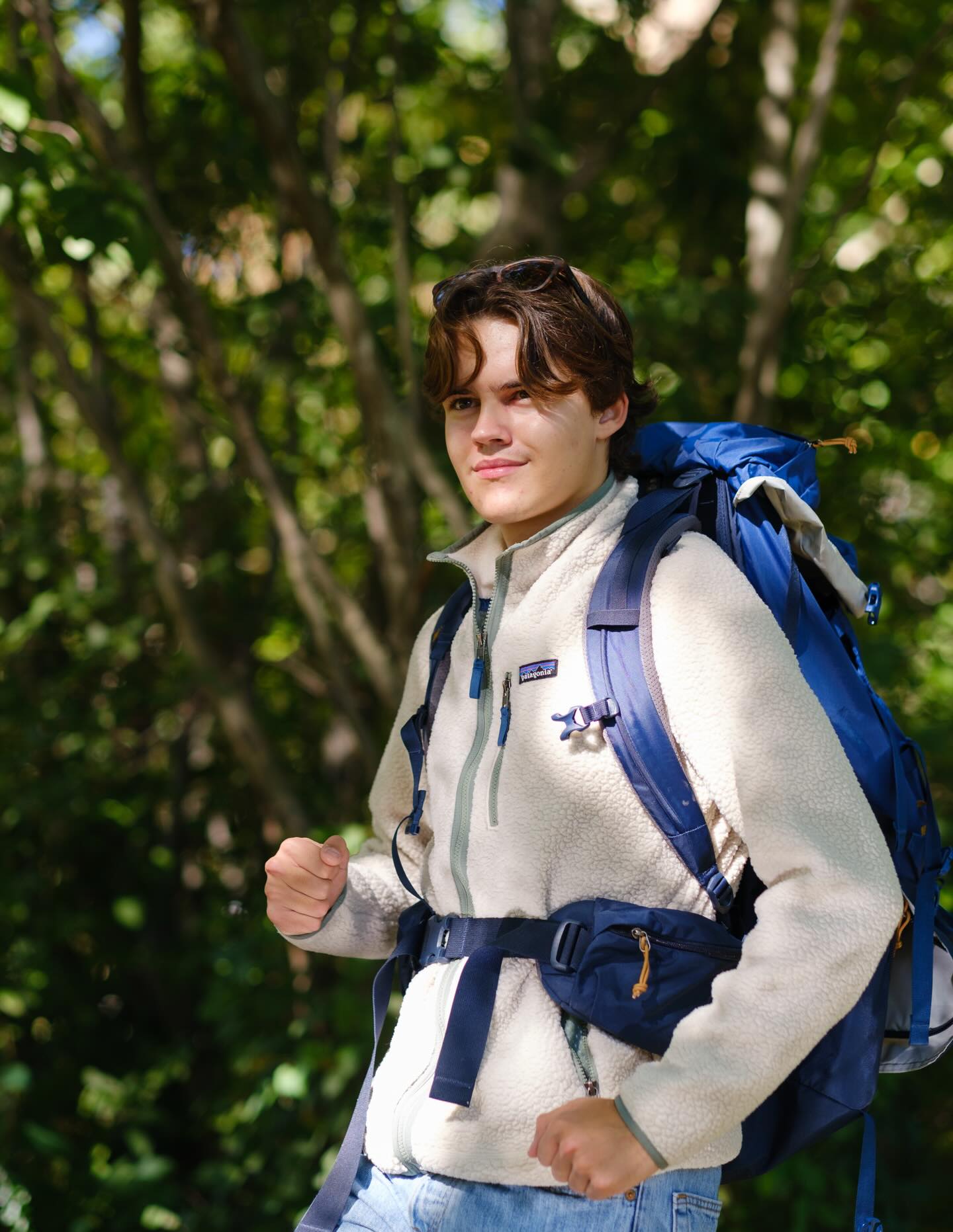 HIIIII HENRYYyy☎️‼️‼️‼️THIS IS THE FLYING V’S🎸🤘And today’s YOUR DAY🎉 Joyeux anniversaire Henry!🥳
As the MADAME PRESIDENT of the V’s, you are someone we truly cannot imagine our team without🫶 Because of the love you show to all the V’s, we’re always happy too‼️🔥 There’s simply NO ONE as full of love and warmth as you are!
Thank you for always being our no. 1 leader and a supporter🫡🎉 (And a no. 1 fancy email creator) We’re so lucky to have you🫵‼️ Nous sommes toujours reconnaissants que tu sois avec nous💕
From, the V’s 🖤❤️🖤❤️