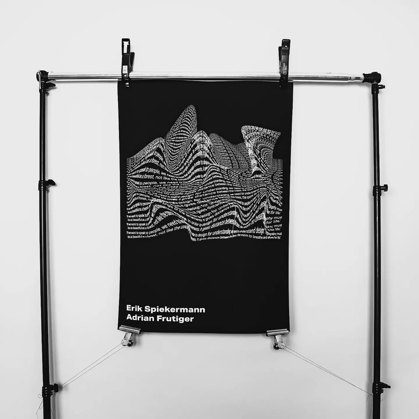 Mixed Messages - Expressive Outcome
#gmd #ual #universityoftheartslondon #londoncollegeofcommunication #lcc #graphicdesign #poster #A1 #print #printmaking #posterprint #posterdesign #typography #typographicposter
#typographic #formaldesign #swissdesign #grid #expressive #expressivetypography #abstractart #type #typescript #wave