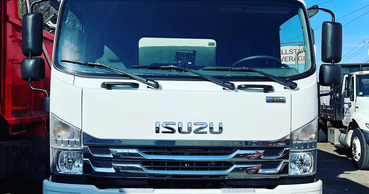 Completed repairs of an Isuzu FTR, all done in house! All insurance accepted! #bodywork #yonkersny #nyc #westchestercounty #isuzu #isuzutruck